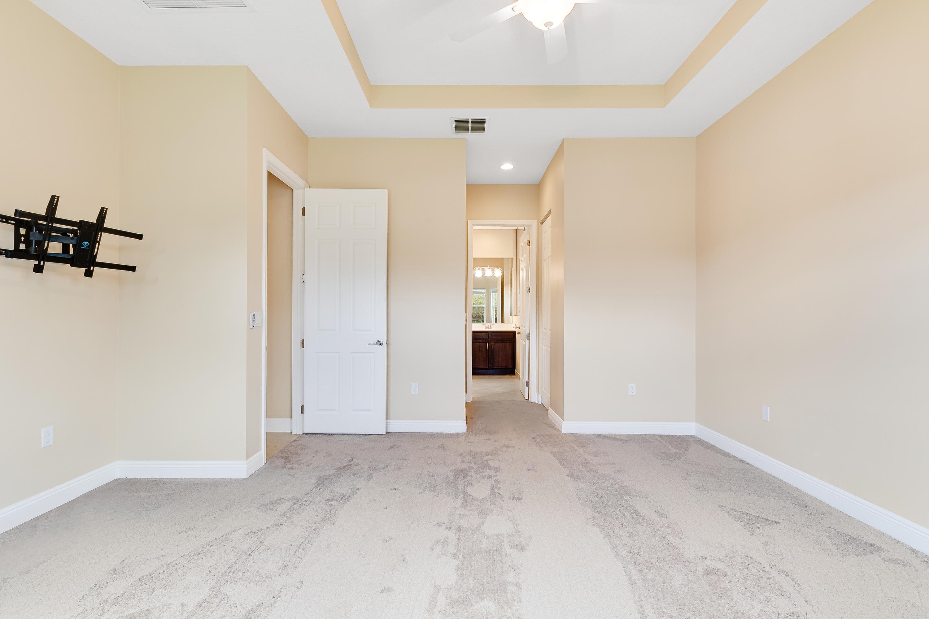 Single Family Residence in Royal Palm Beach — photo 10 of 21