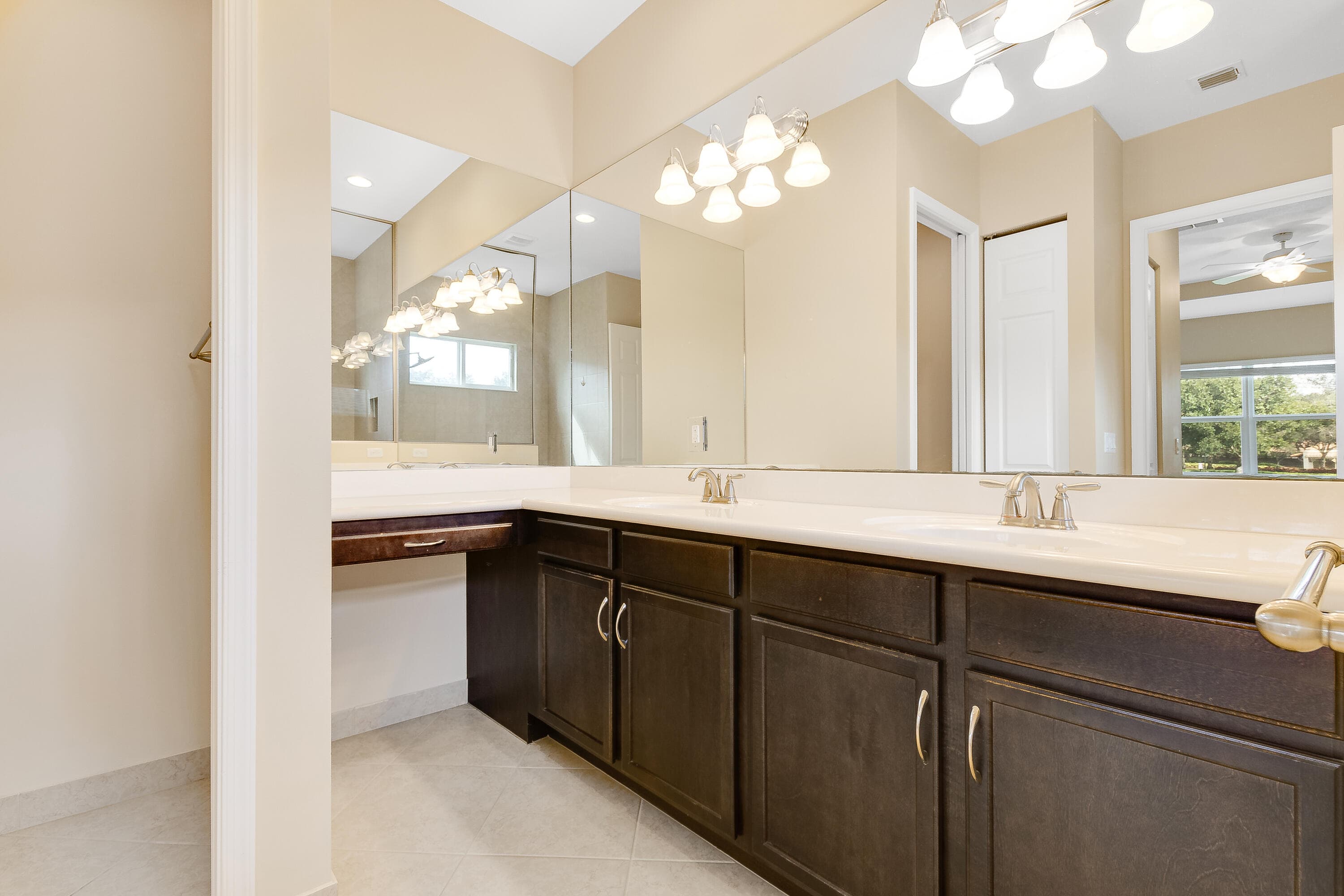 Single Family Residence in Royal Palm Beach — photo 11 of 21