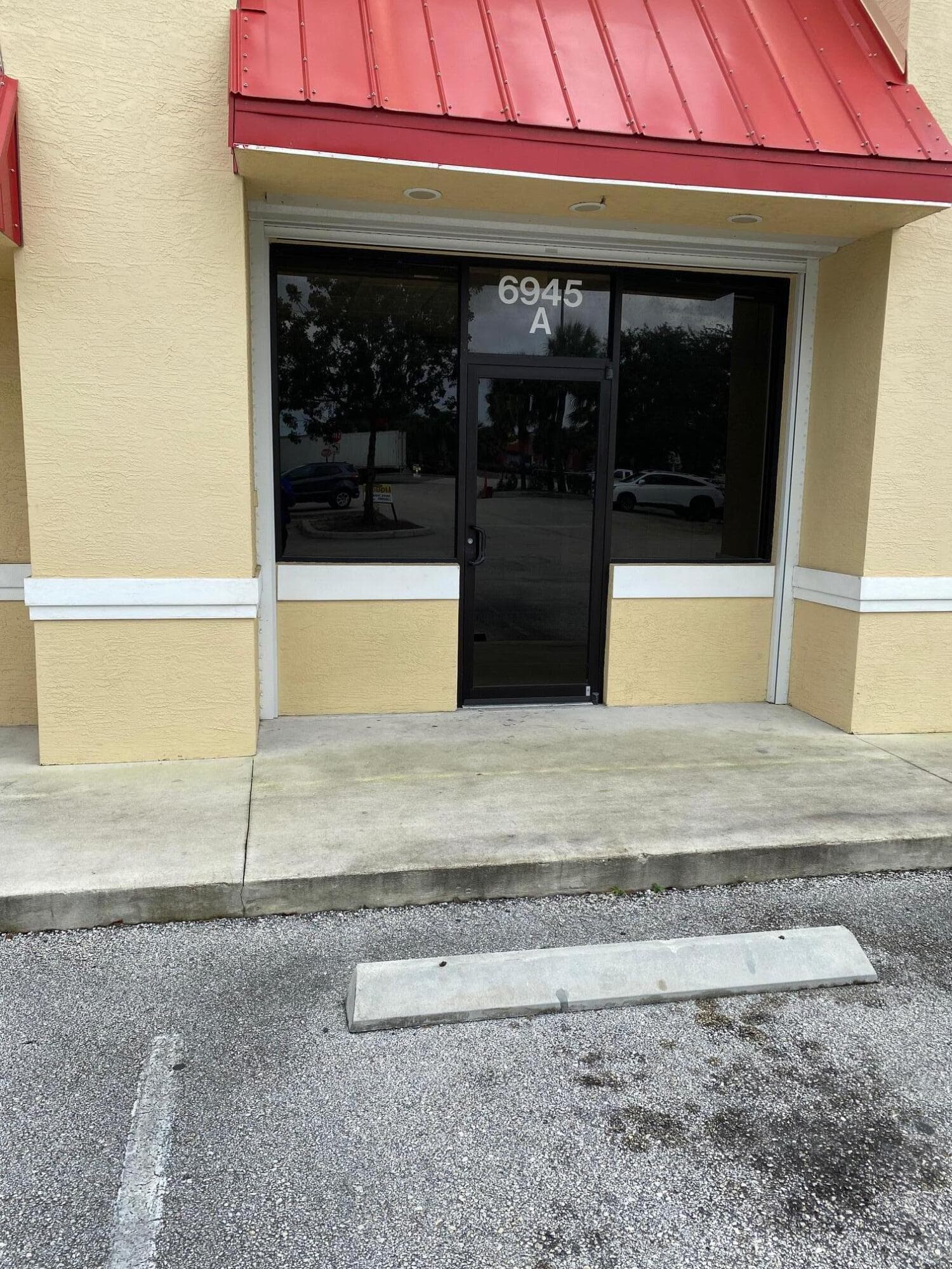 6945 Okeechobee Road A, Fort Pierce, FL 34945 — photo 1 of 7