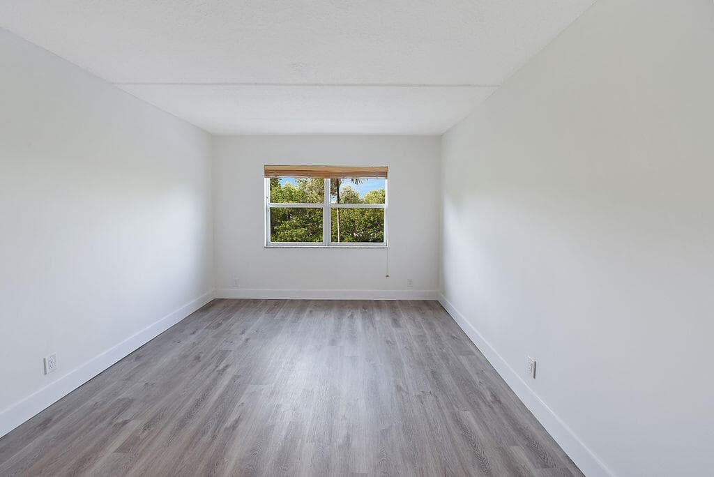 1400 NE 57th Court 205, Fort Lauderdale, FL 33334 — photo 18 of 29
