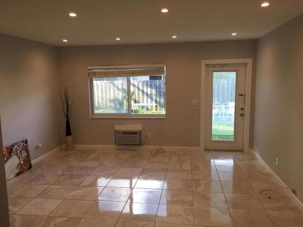 301 E Mcnab Road 103, Pompano Beach, FL 33060 — photo 4 of 16