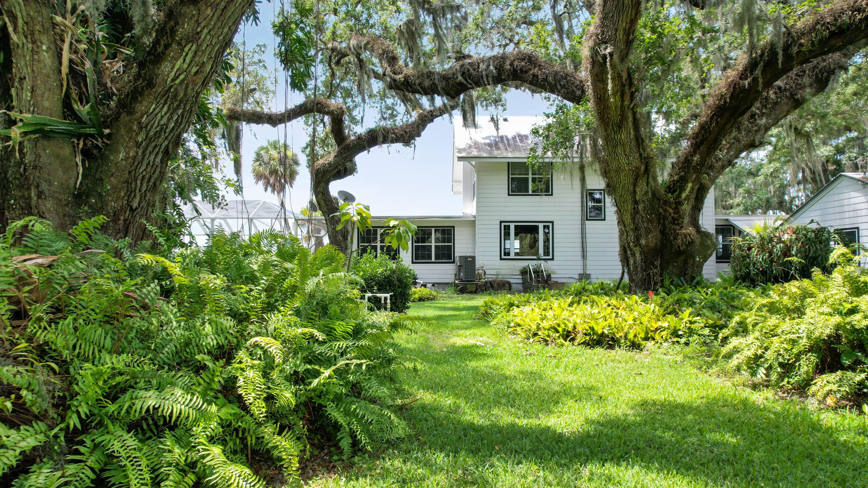 3605 Gordy Road, Fort Pierce, FL 34945 — photo 12 of 44