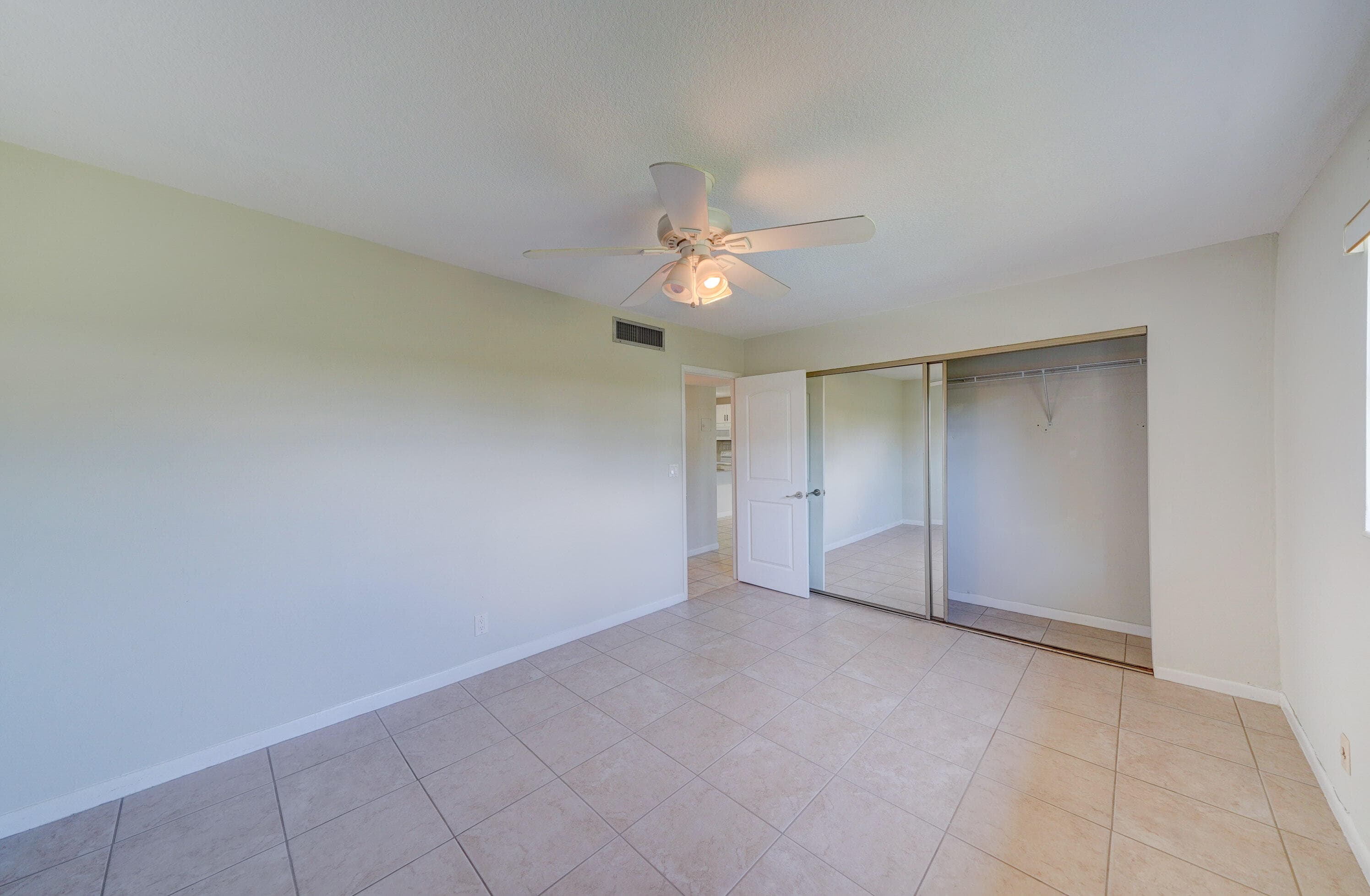 550 SE 2nd Avenue G27, Deerfield Beach, FL 33441 — photo 11 of 20