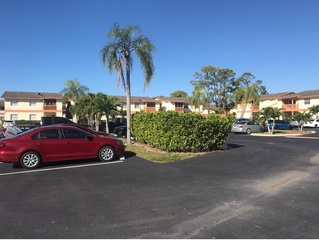 1830 Abbey Road 105, West Palm Beach, FL 33415 — photo 2 of 13