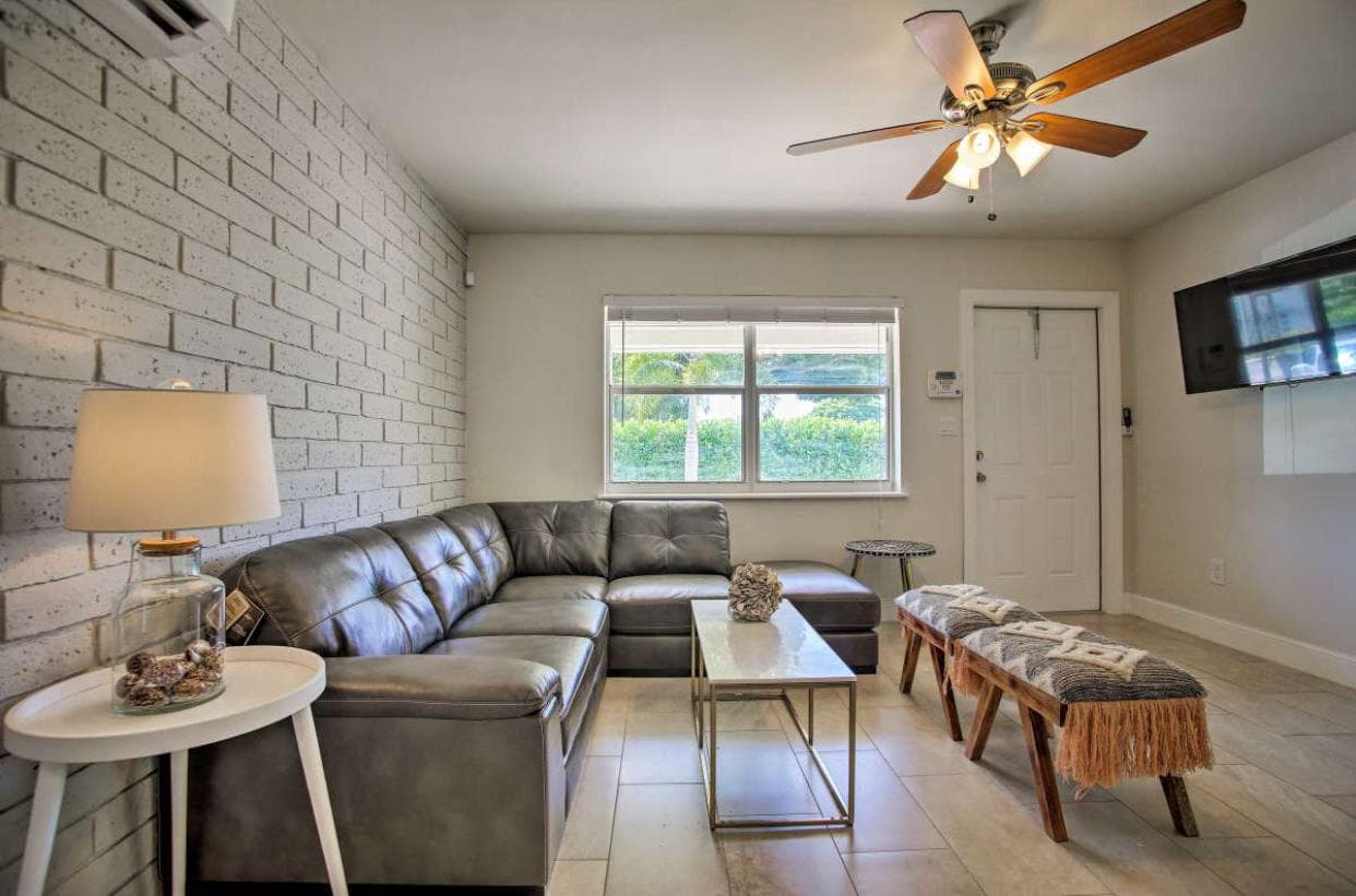 201 George Bush Boulevard S 201, Delray Beach, FL 33444 — photo 4 of 24