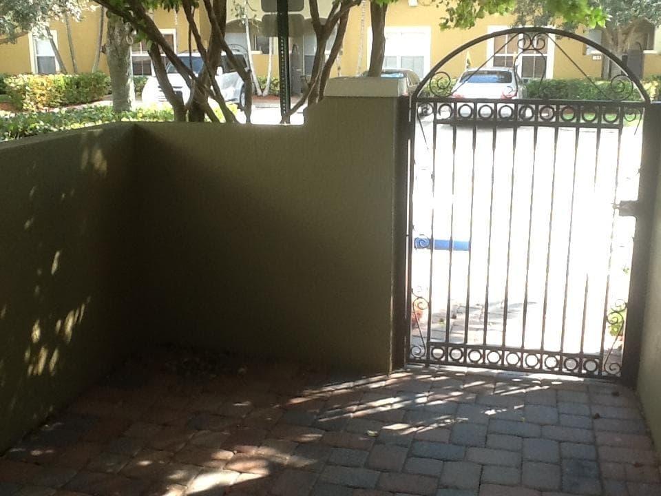 101 Lake Monterey Circle, Boynton Beach, FL 33426 — photo 3 of 39