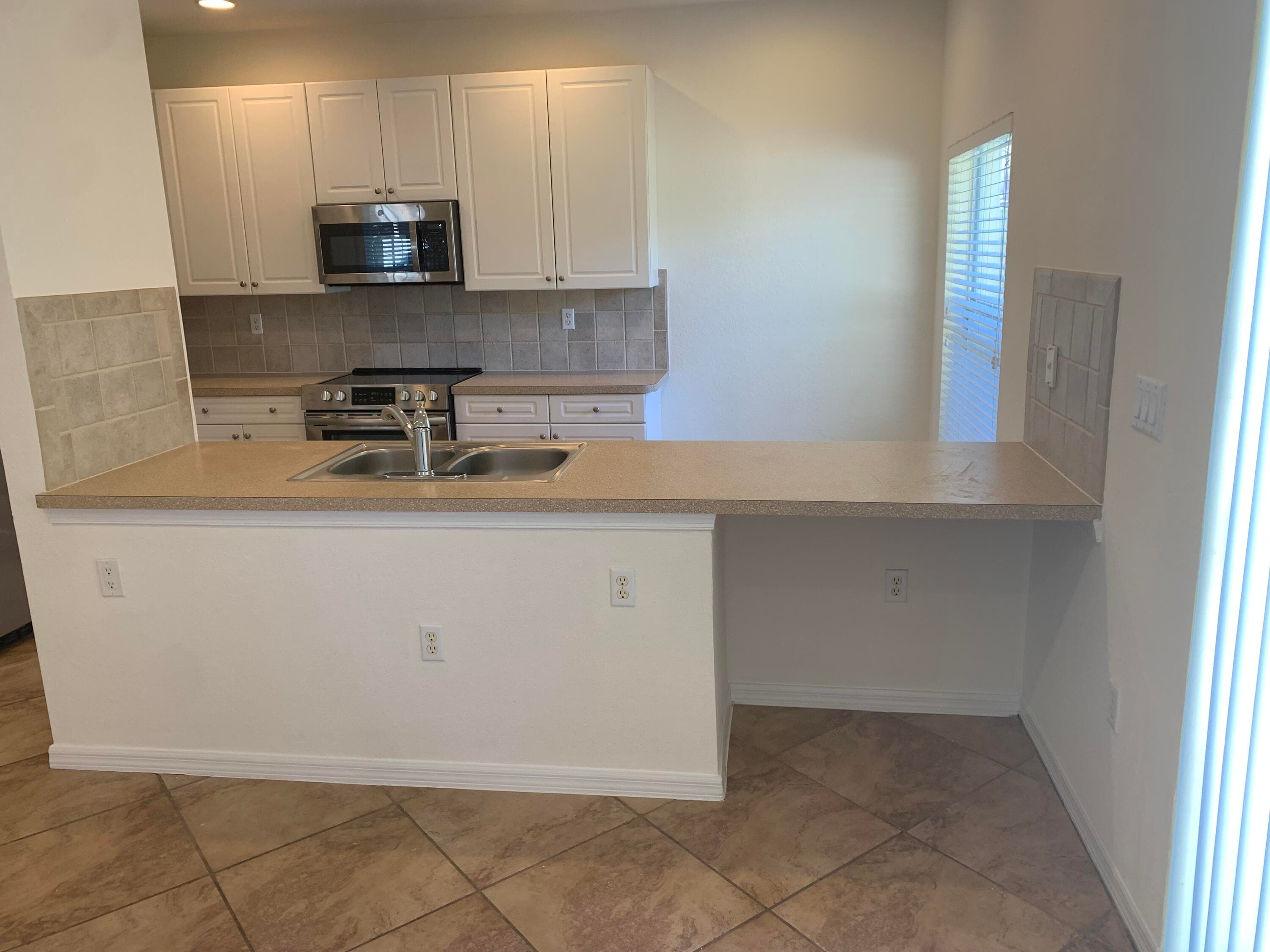101 Lake Monterey Circle, Boynton Beach, FL 33426 — photo 17 of 39