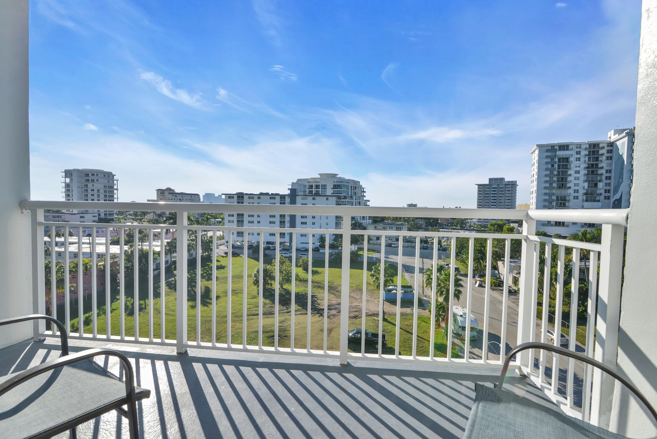 720 Orton Avenue 701, Fort Lauderdale, FL 33304 — photo 8 of 16