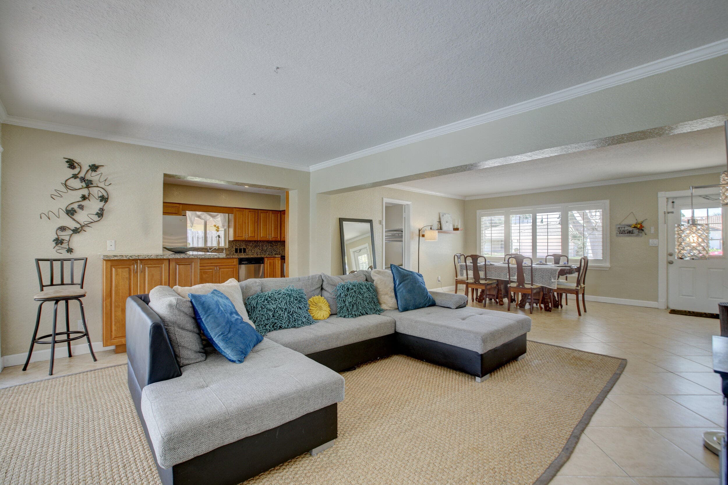 808 SE 13 Court, Deerfield Beach, FL 33441 — photo 9 of 42