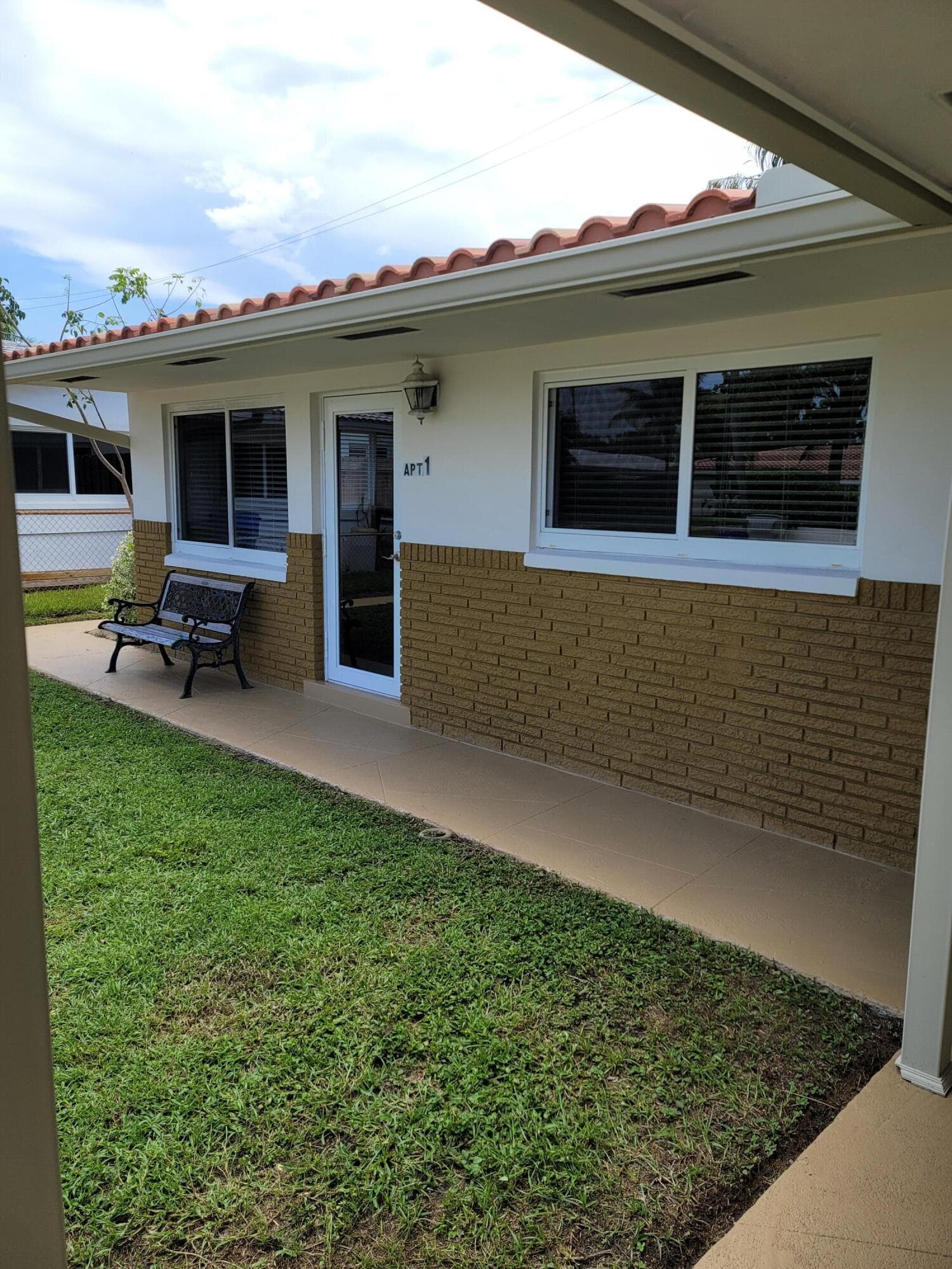 451 SE 1st Avenue S, Pompano Beach, FL 33060 — photo 2 of 20