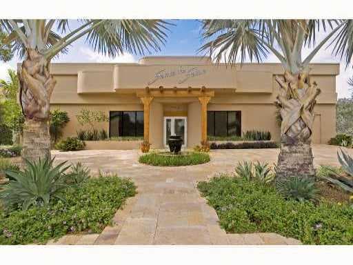 306 NE 2nd Street 11, Delray Beach, FL 33483 — photo 1 of 5
