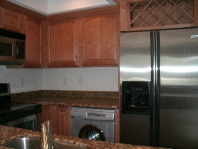 150 NE 15th Avenue 248, Fort Lauderdale, FL 33301 — photo 4 of 9