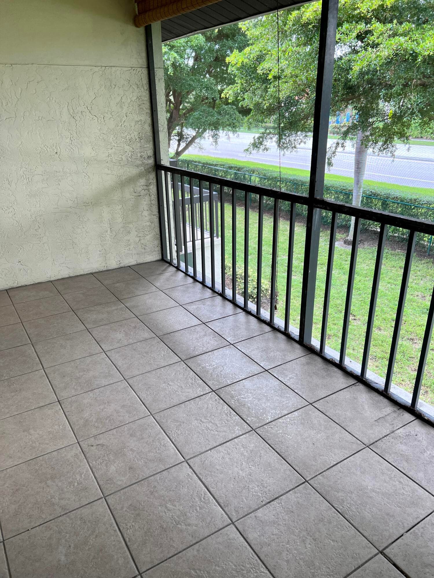 6392 Chasewood Dr G, Jupiter, FL 33458 — photo 4 of 15
