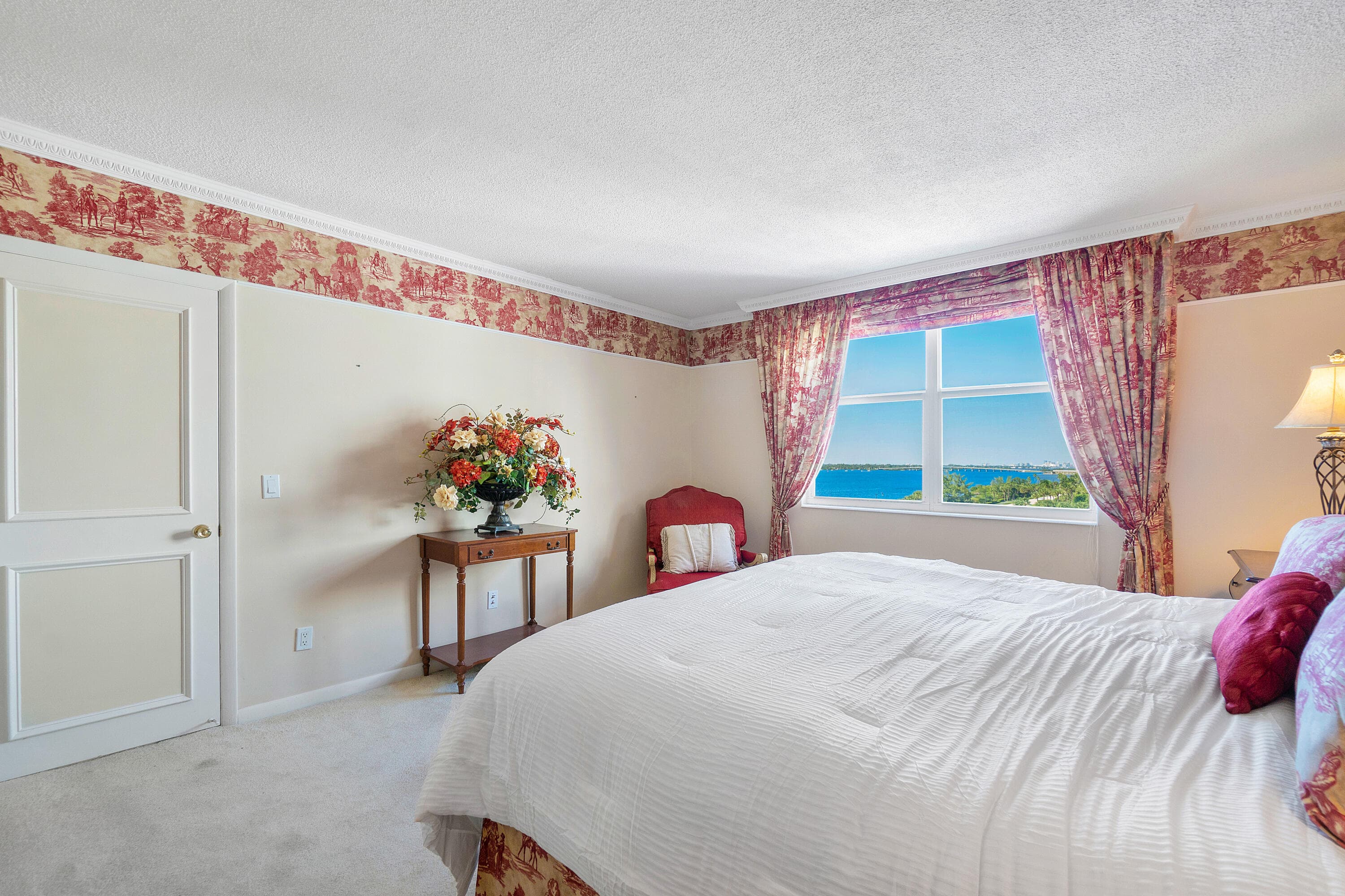 3450 S Ocean Boulevard 625, Palm Beach, FL 33480 — photo 17 of 43