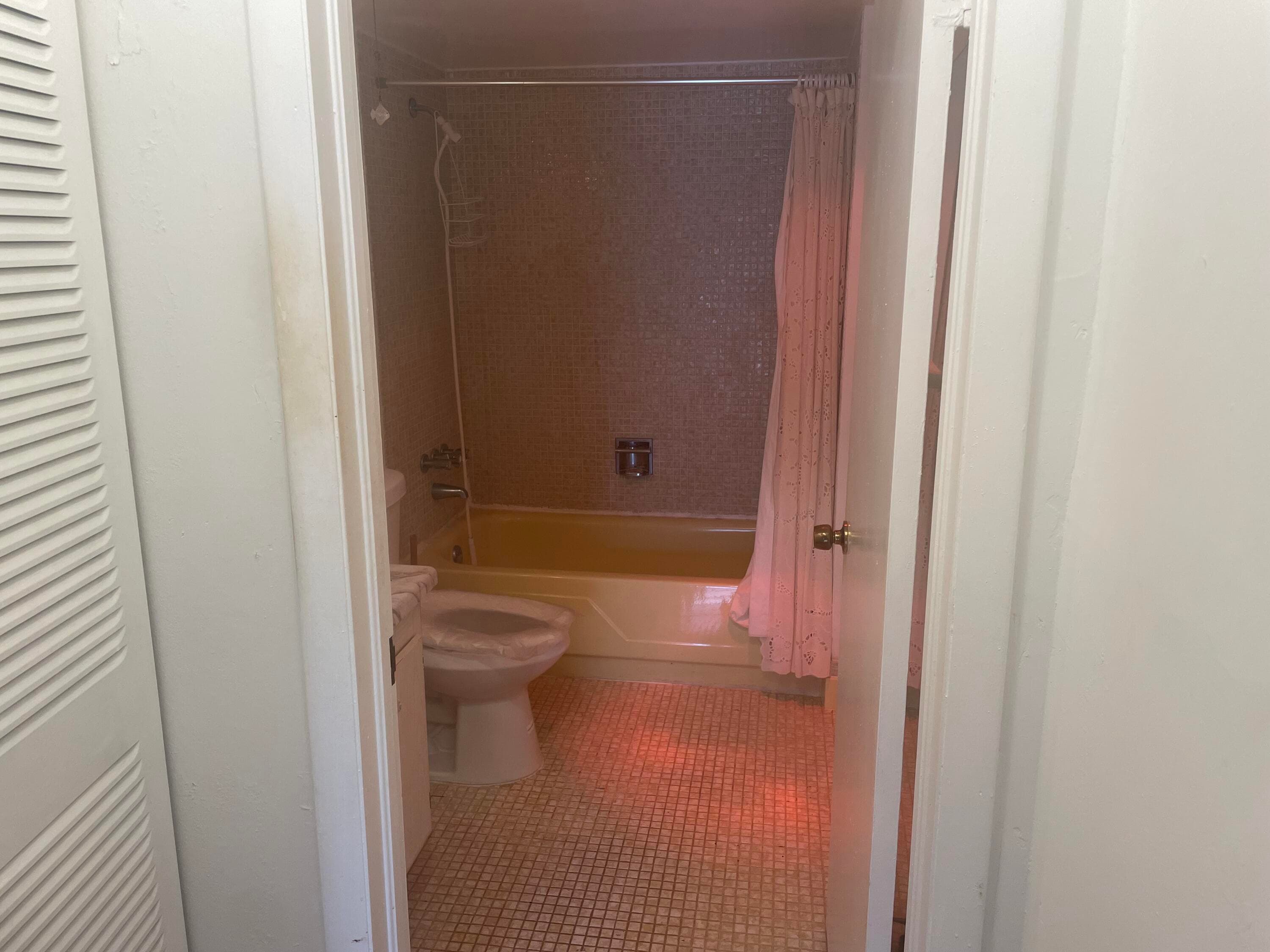20 Golfs Edge E, West Palm Beach, FL 33417 — photo 6 of 7