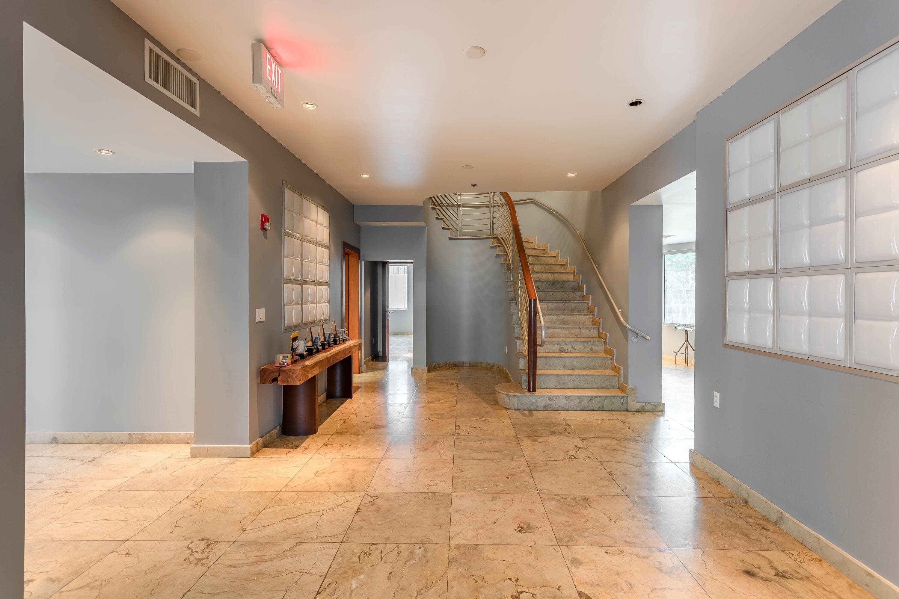 5020 Biscayne Boulevard, Miami, FL 33137 — photo 5 of 37