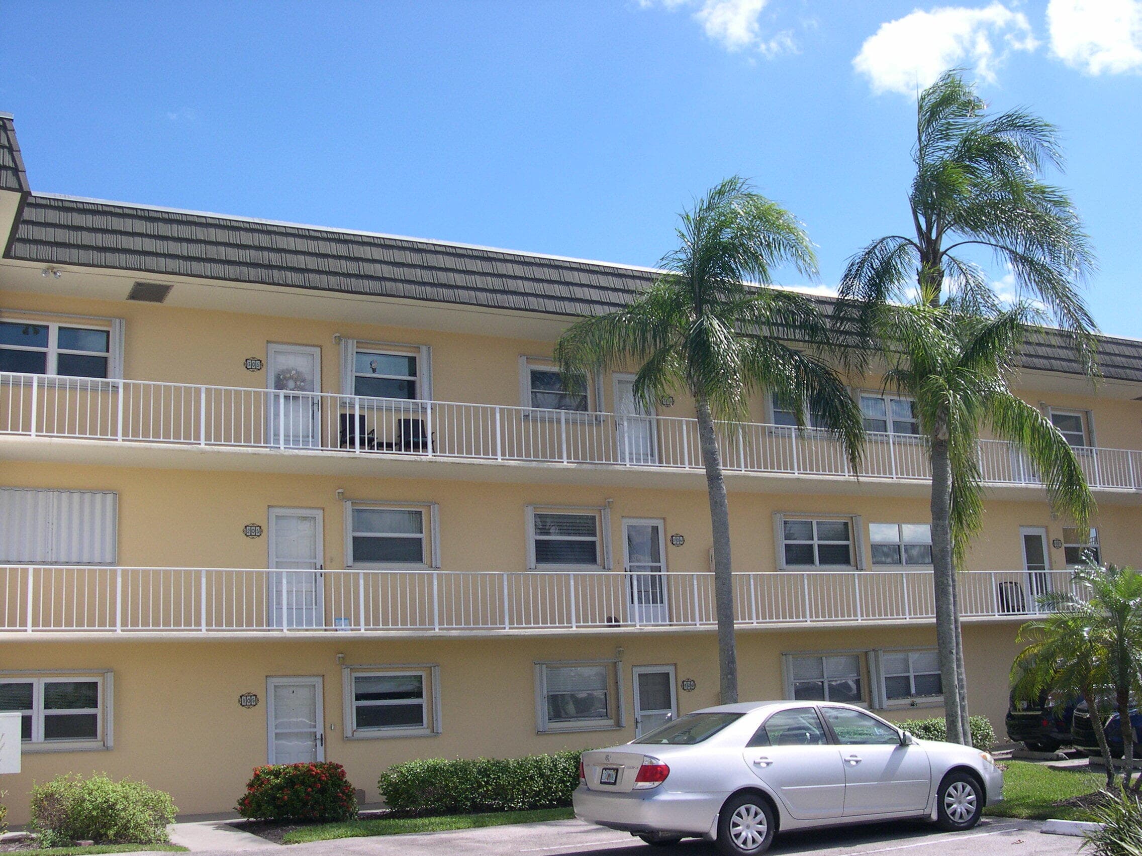 1351 Bayshore Drive 307, Fort Pierce, FL 34949 — photo 1 of 53
