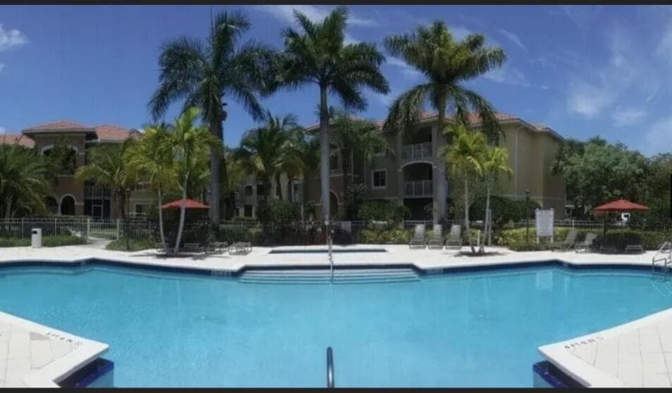 6533 Emerald Dunes Drive 304, West Palm Beach, FL 33411 — photo 23 of 27