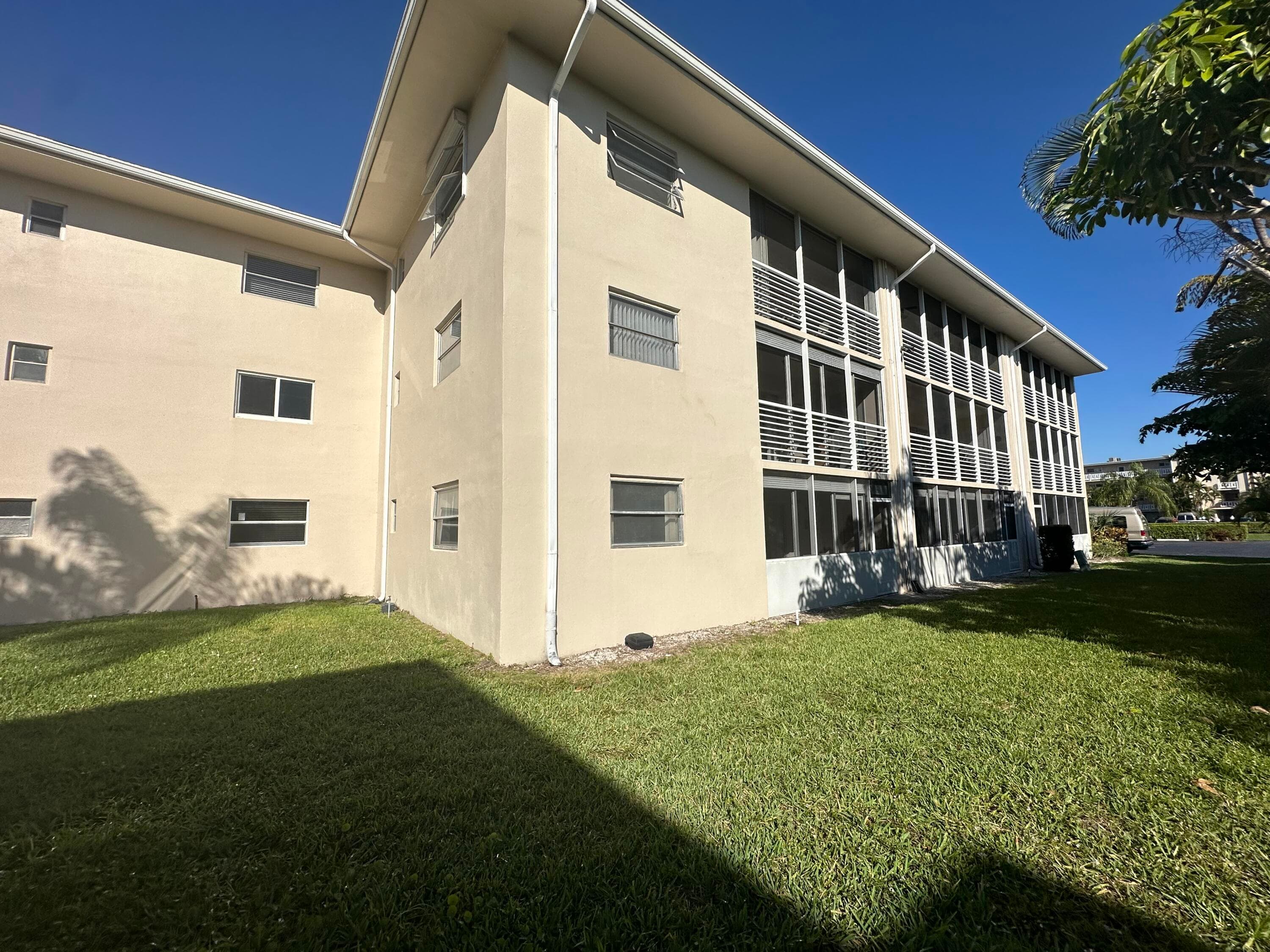 2682 S Garden Drive 103, Lake Worth, FL 33461 — photo 19 of 37