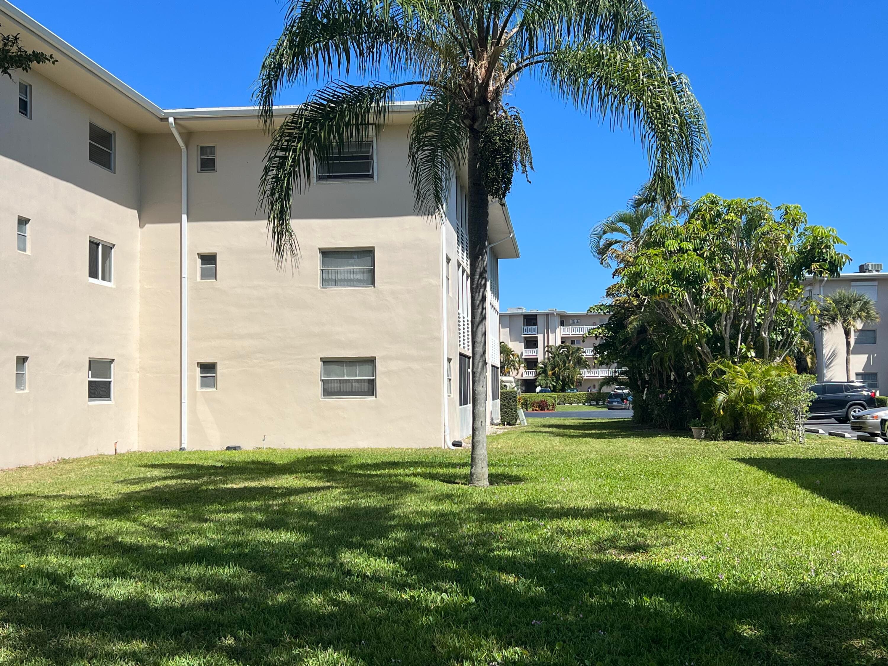 2682 S Garden Drive 103, Lake Worth, FL 33461 — photo 32 of 37