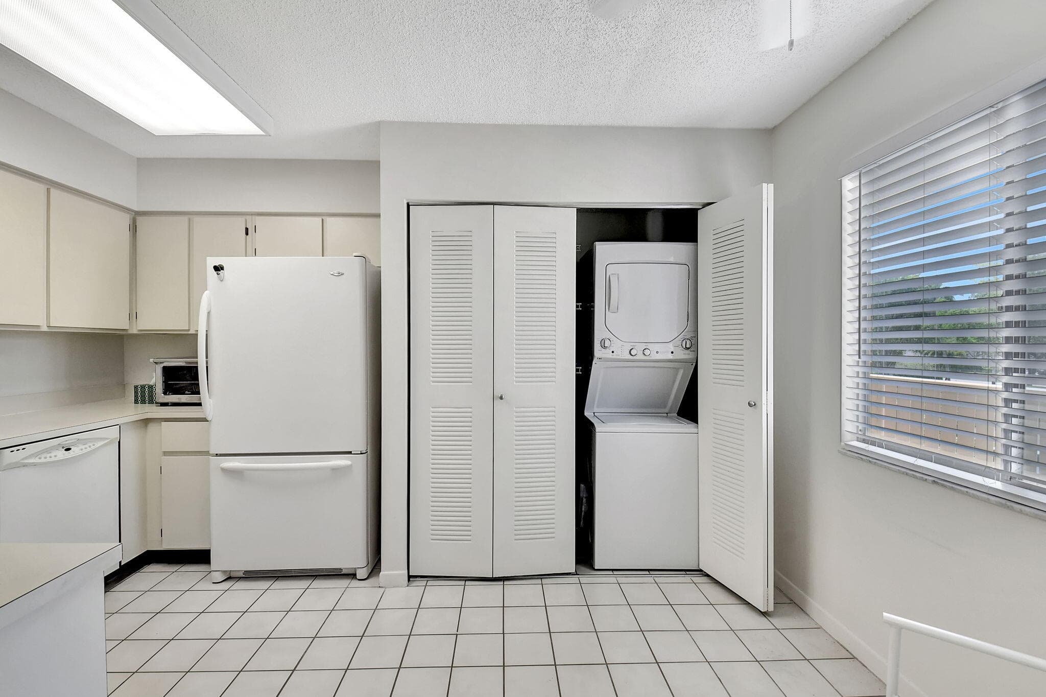 7185 Huntington Lane 301, Delray Beach, FL 33446 — photo 11 of 22