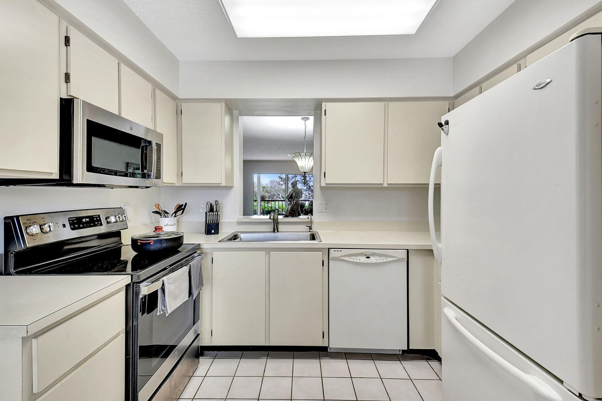 7185 Huntington Lane 301, Delray Beach, FL 33446 — photo 12 of 22