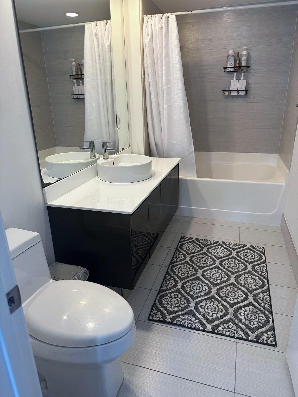 31 SE 6th Street 602, Miami, FL 33131 — photo 12 of 39