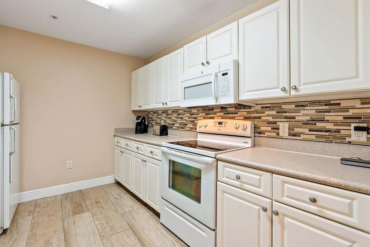 1200 Town Center Drive 425, Jupiter, FL 33458 — photo 1 of 14
