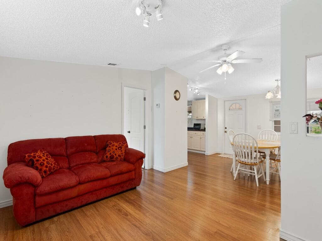 471 Tropical Isles Circle, Fort Pierce, FL 34982 — photo 7 of 22