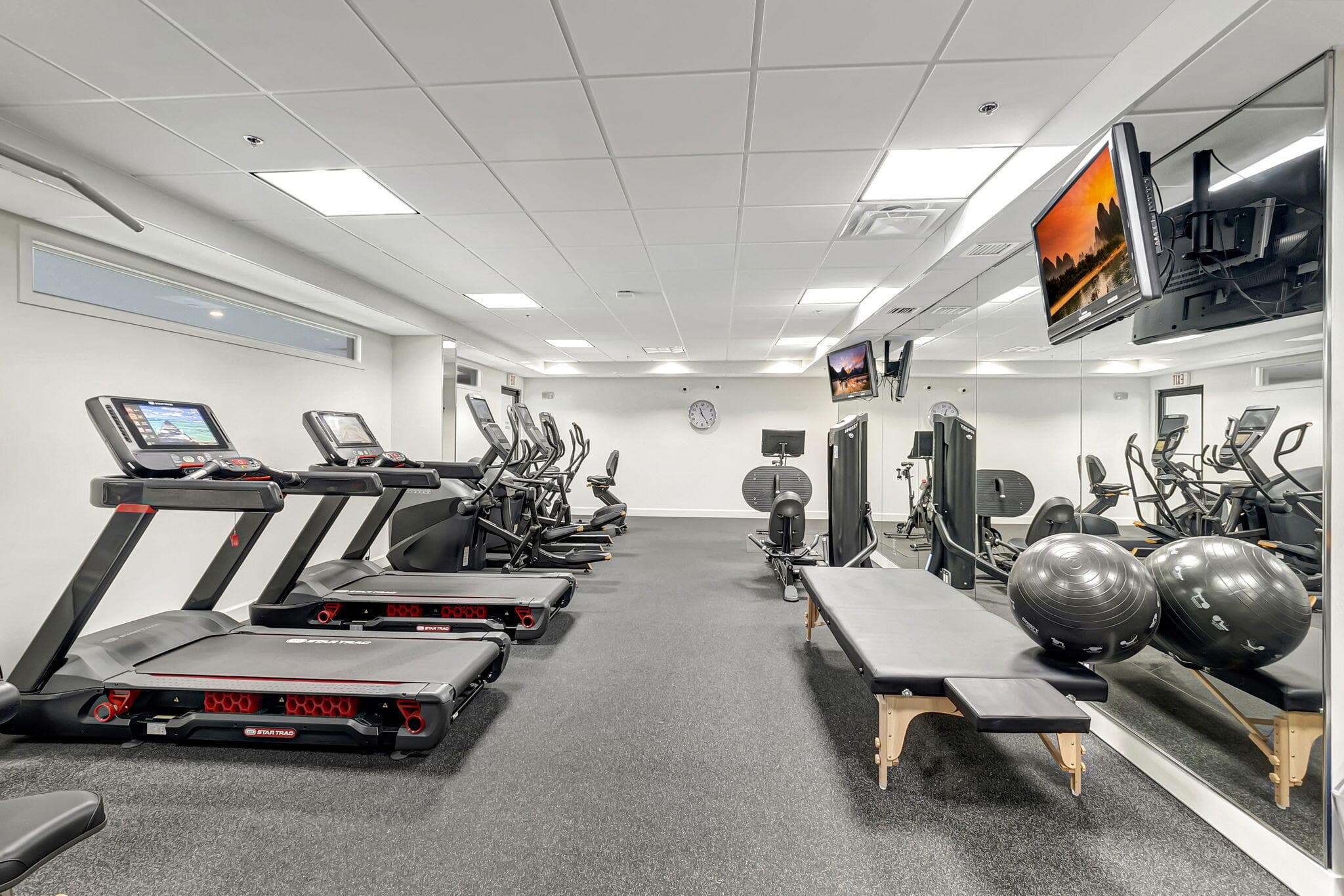 2727 S Ocean Boulevard 403, Highland Beach, FL 33487 — photo 27 of 84