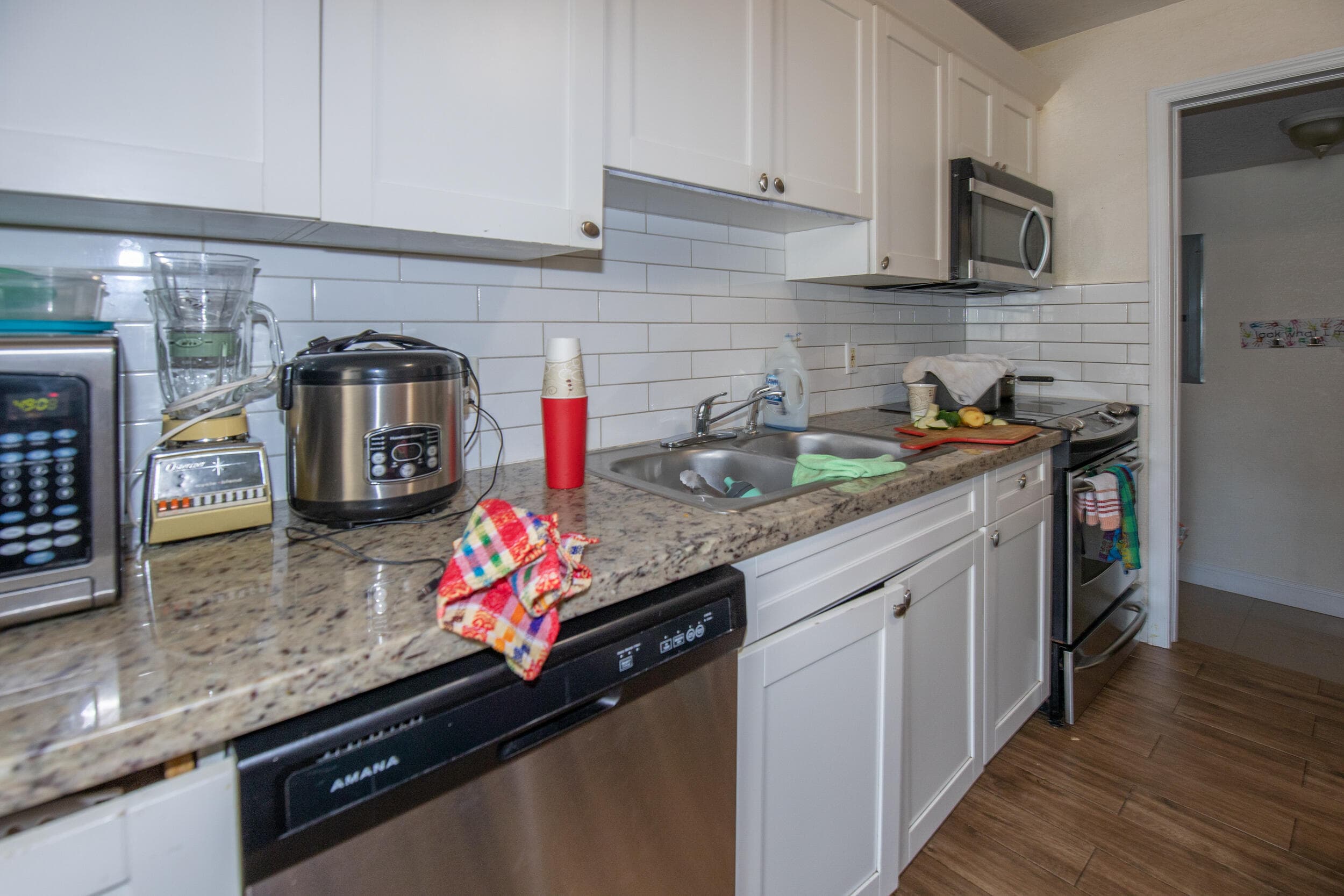 922 S Dixie Street, Lake Worth Beach, FL 33460 — photo 4 of 20