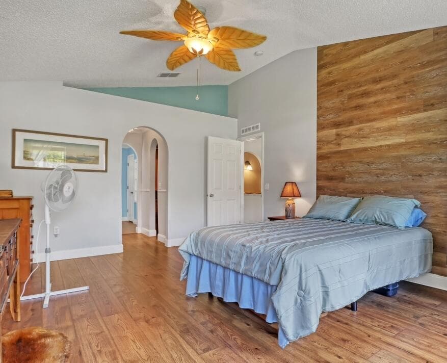 867 Peyton Avenue, Palm Bay, FL 32908 — photo 5 of 49