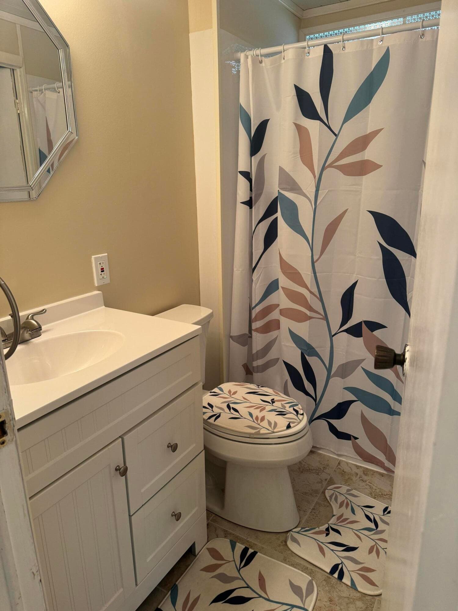8051 SE Homestead Avenue, Hobe Sound, FL 33455 — photo 19 of 26
