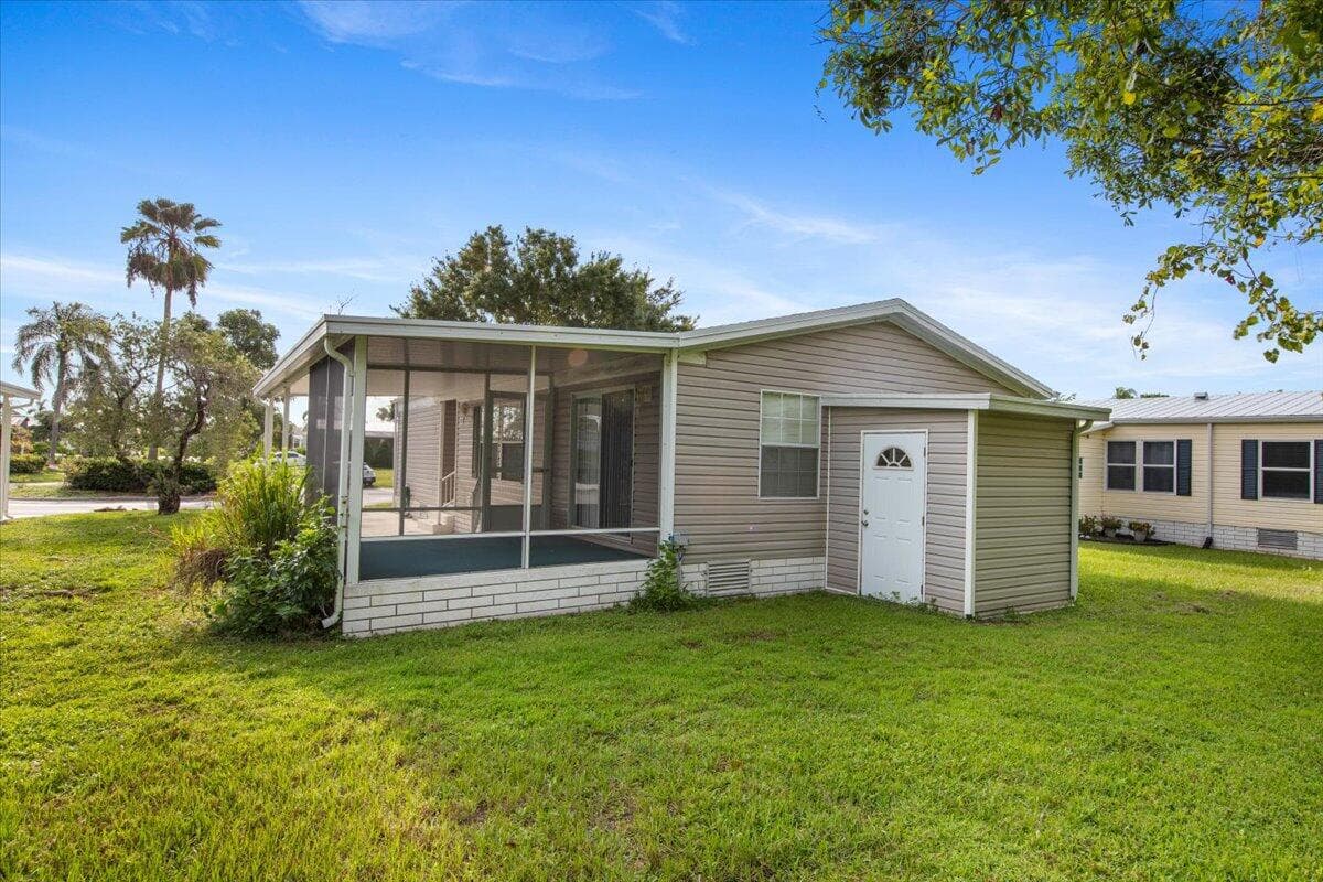 205 Sandy Bottom Place A 10, Fort Pierce, FL 34982 — photo 4 of 26