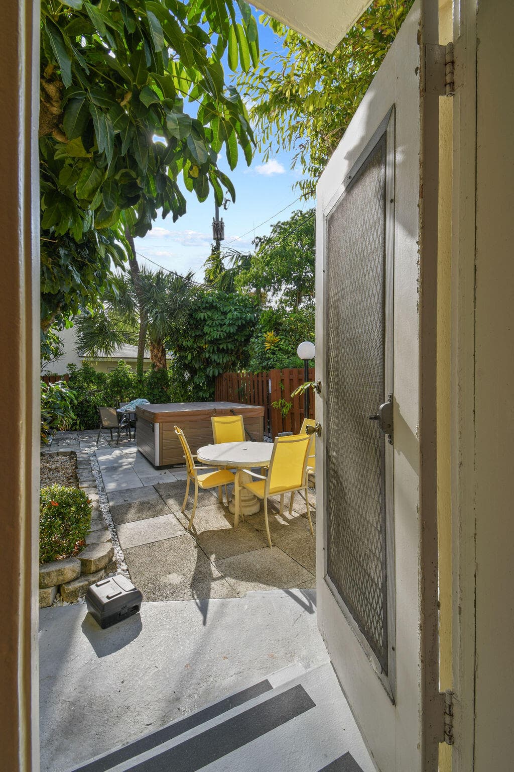 172 N County Road, Palm Beach, FL 33480 — photo 22 of 49