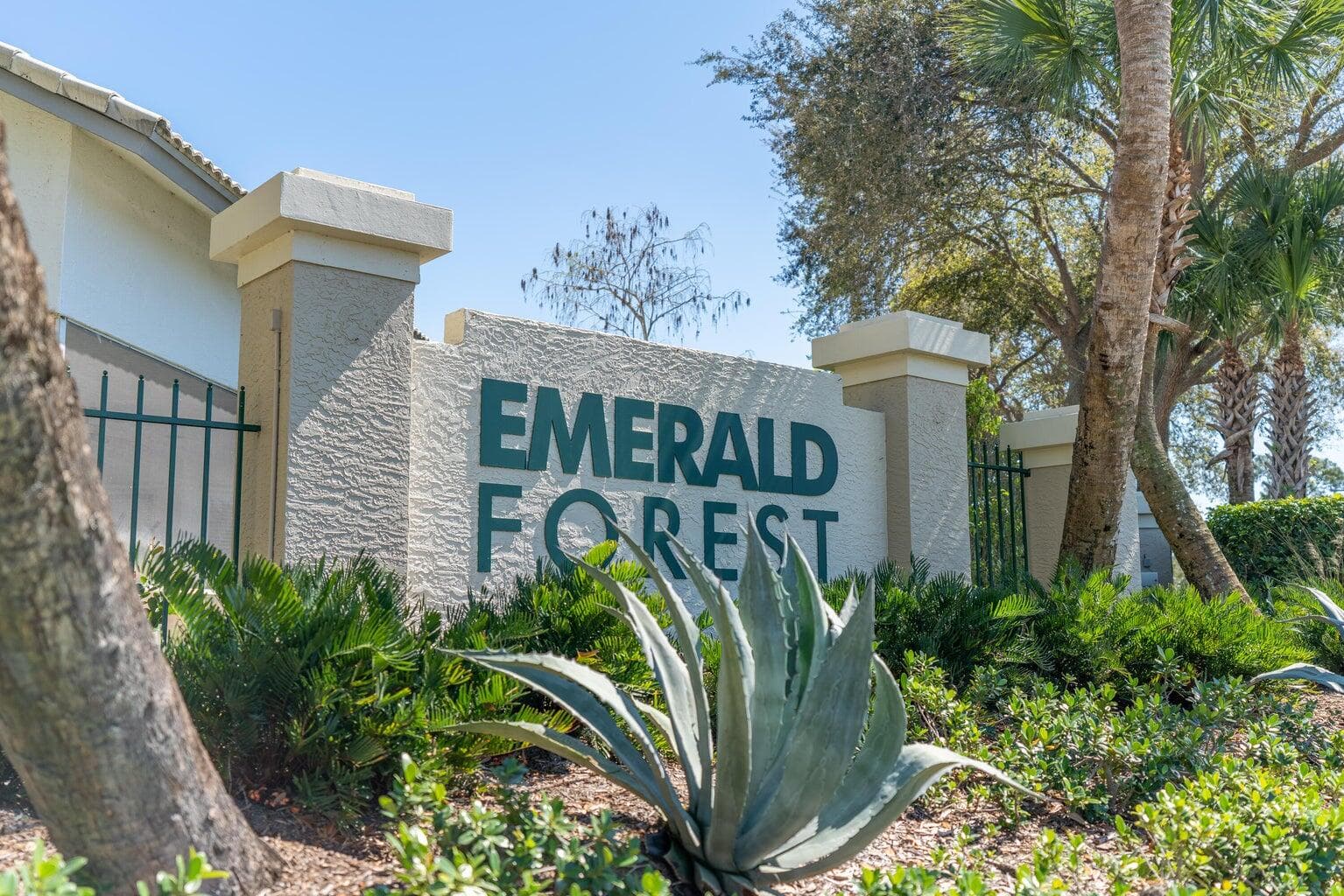 1051 Aviary Road, Wellington, FL 33414 — photo 2 of 10