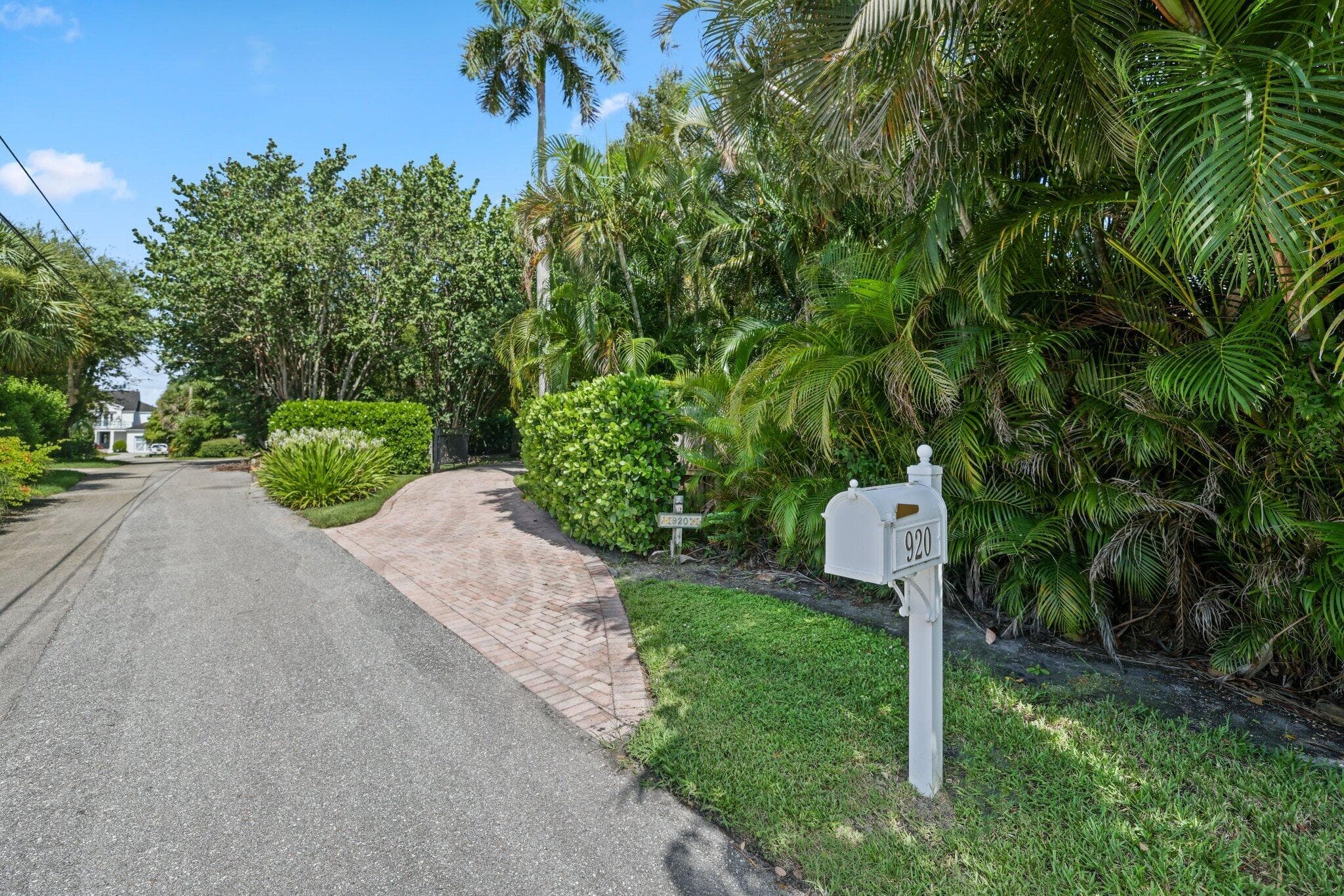 920 Hibiscus Lane, Delray Beach, FL 33444 — photo 25 of 39