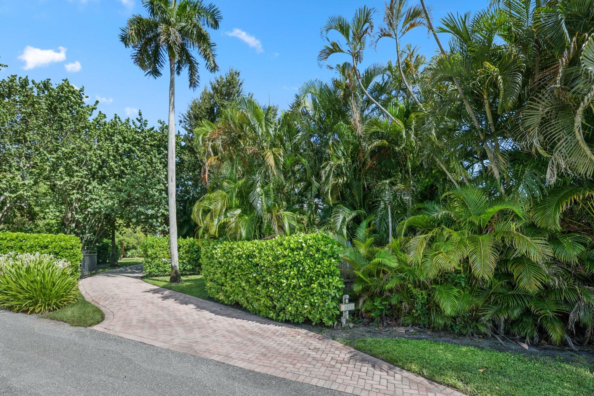 920 Hibiscus Lane, Delray Beach, FL 33444 — photo 26 of 39