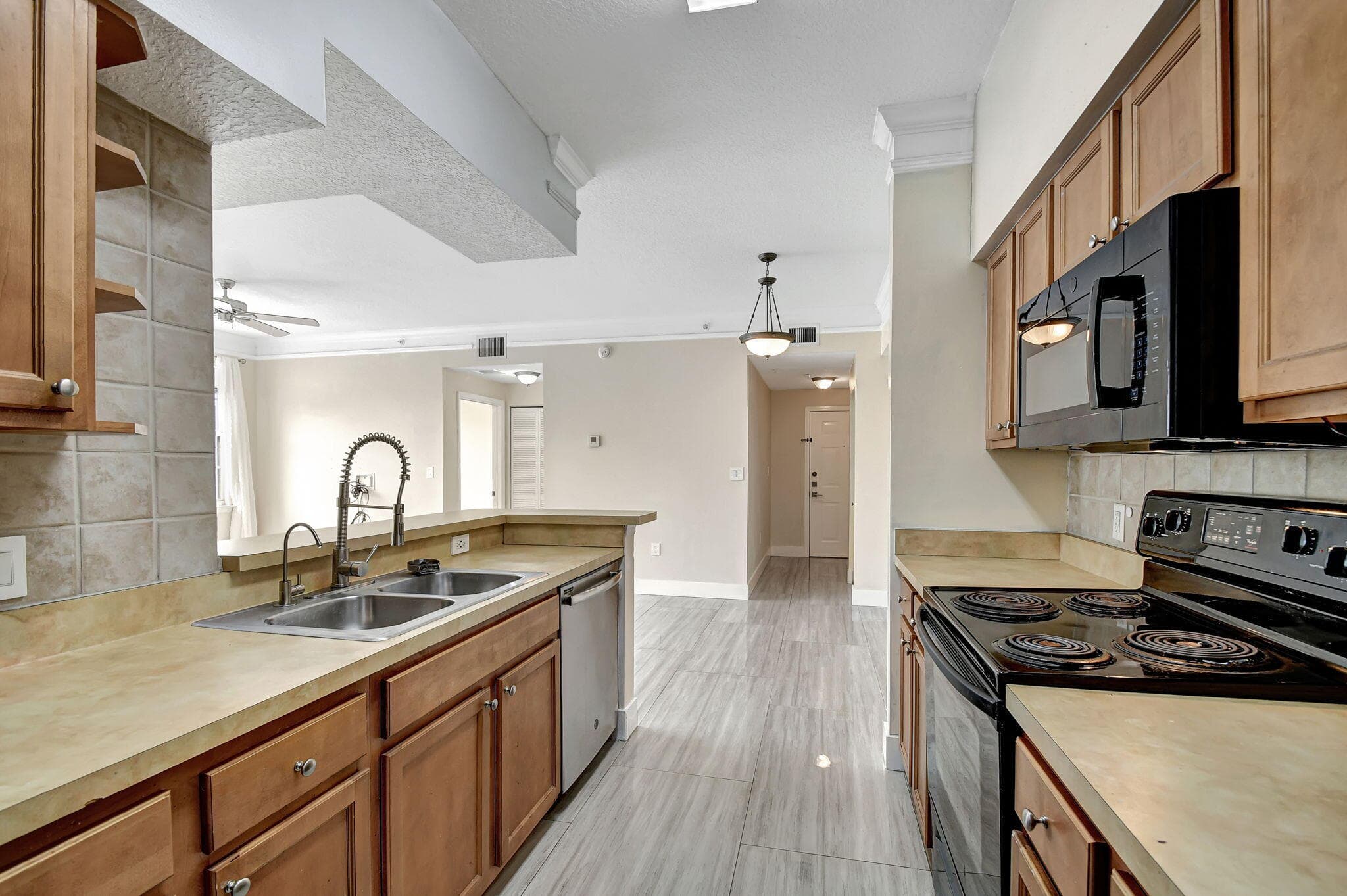 9873 Baywinds Drive 5302, West Palm Beach, FL 33411 — photo 17 of 43