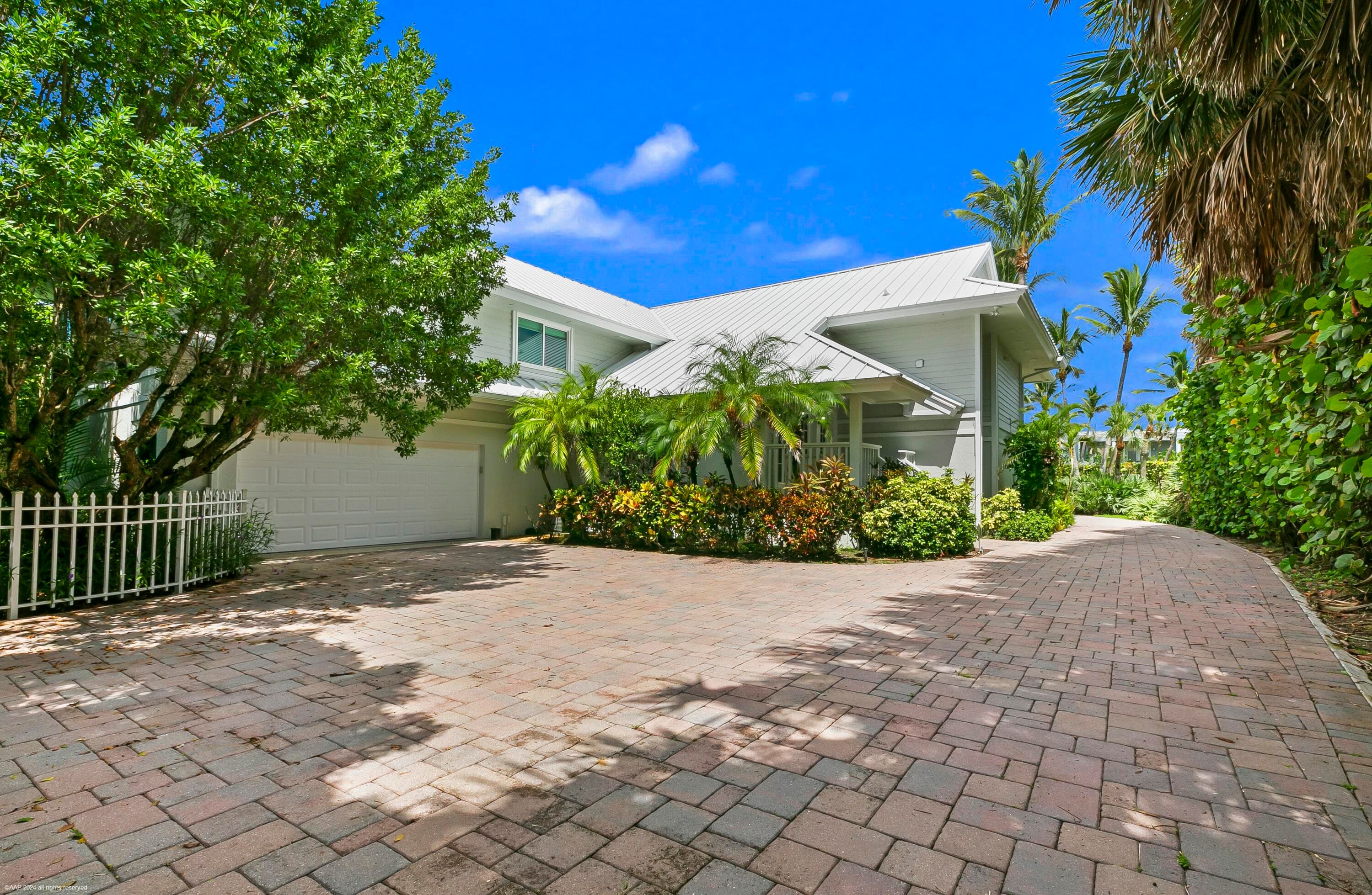 162 N Beach Road, Jupiter Island, FL 33455 — photo 19 of 73