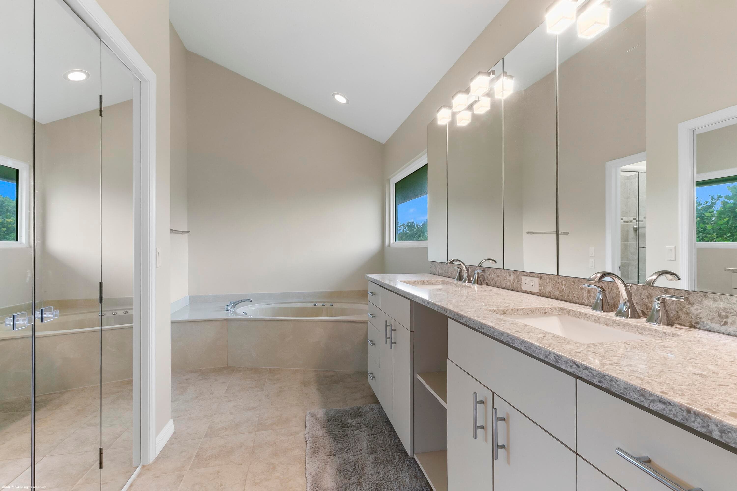 162 N Beach Road, Jupiter Island, FL 33455 — photo 51 of 73