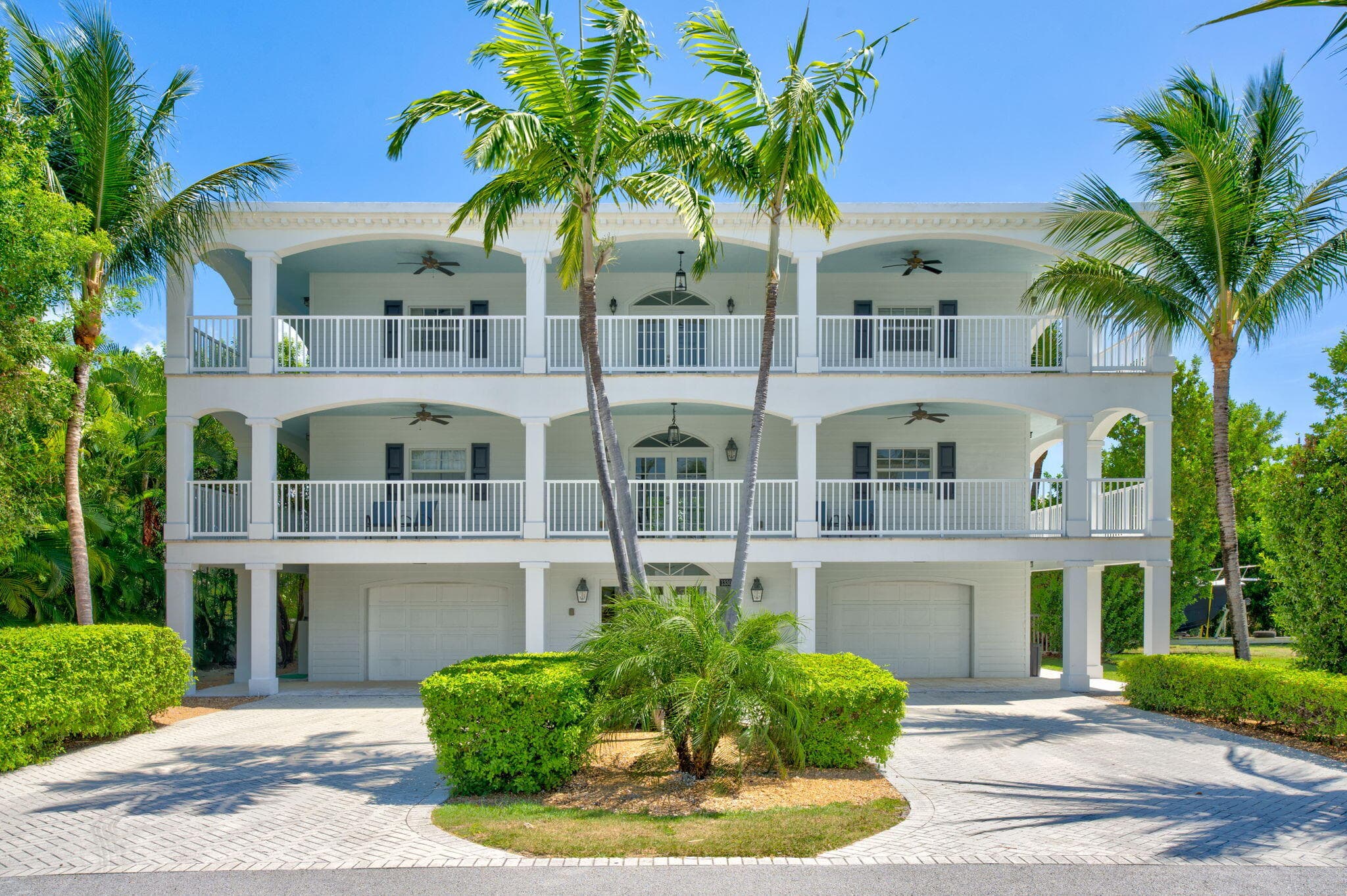 1330 Coury Drive, Key Colony Beach, FL 33051 — photo 3 of 60