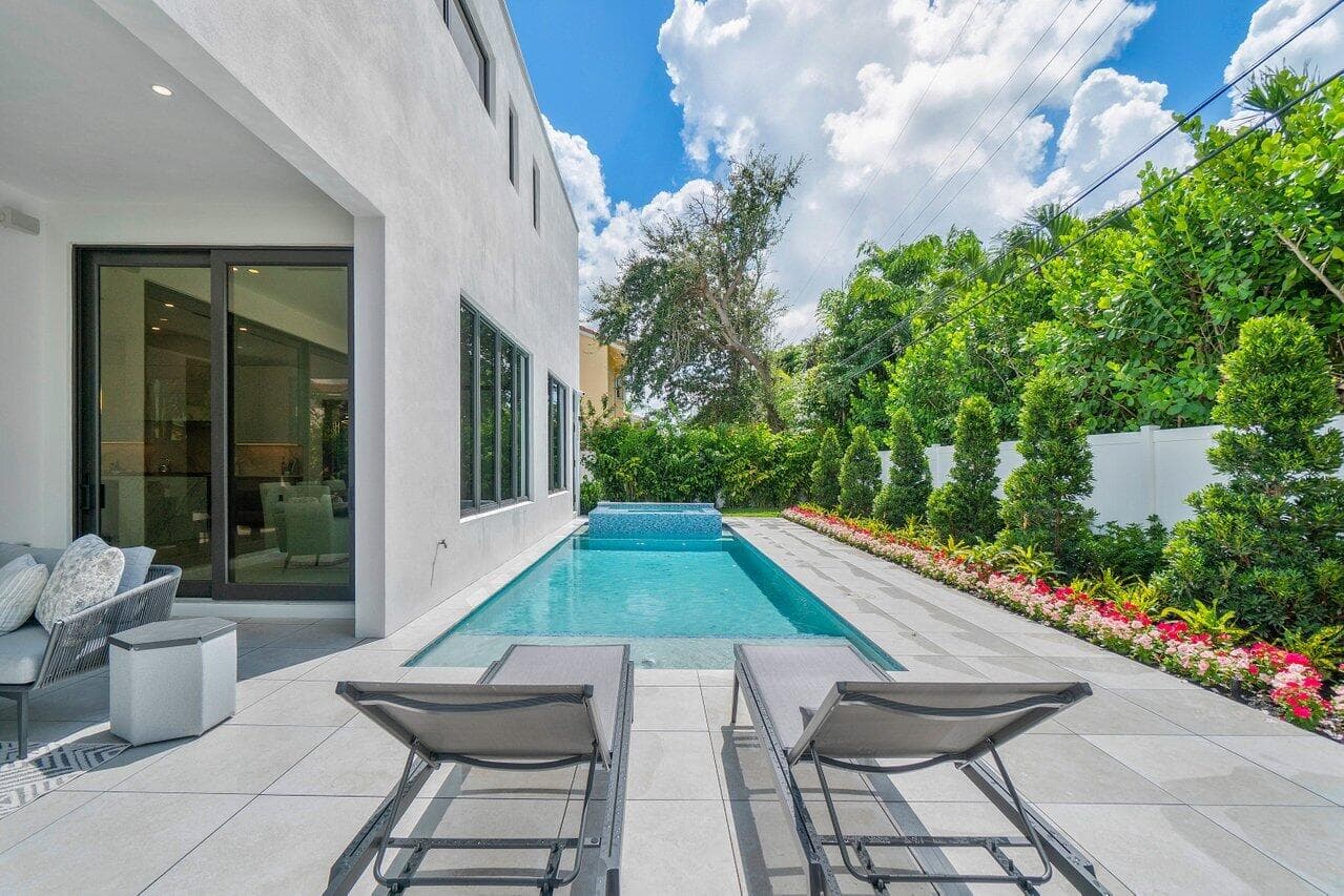 2737 NE 18th Street, Fort Lauderdale, FL 33305 — photo 36 of 38