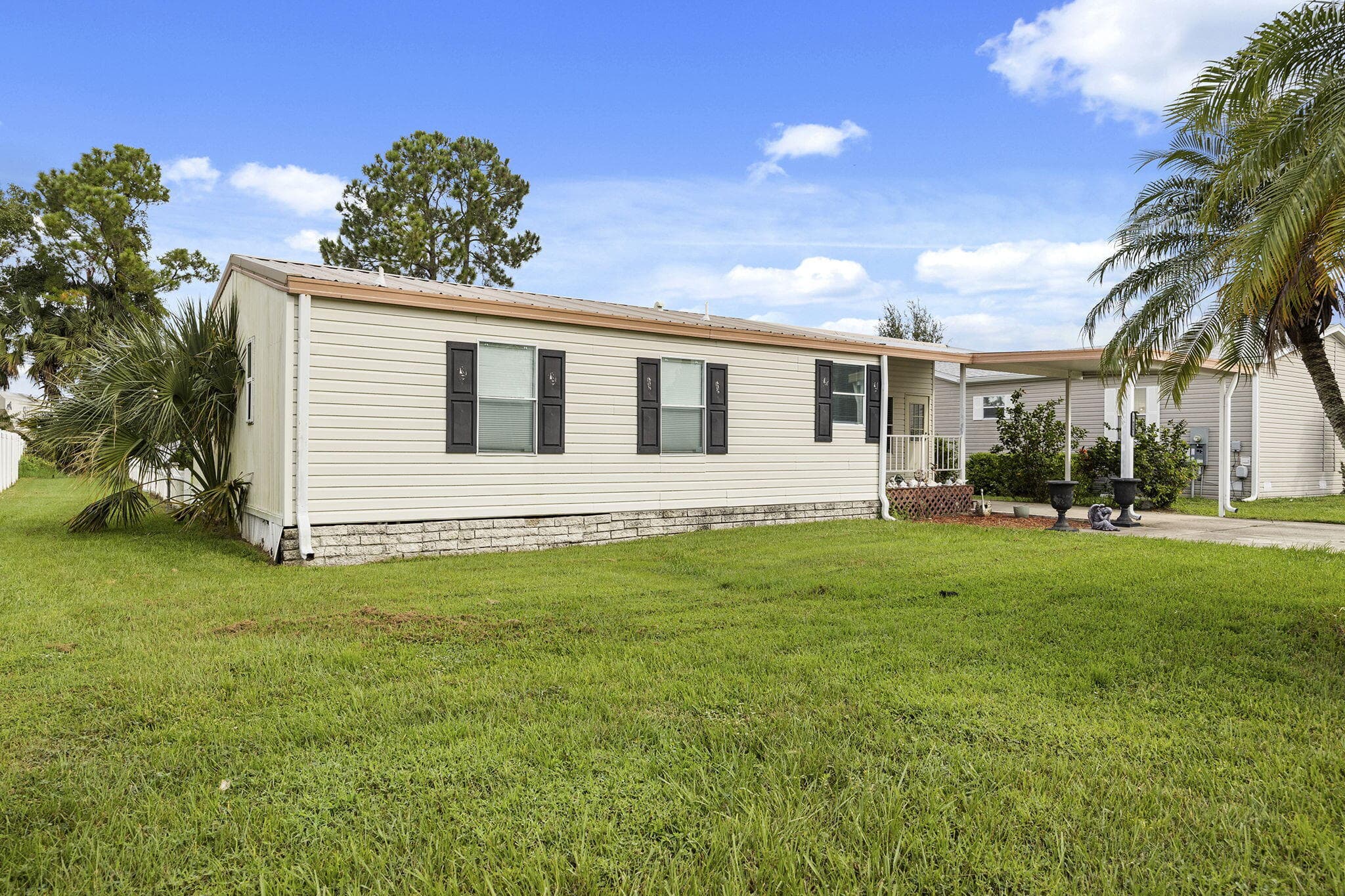 1657 Elkhart Circle, Tavares, FL 32778 — photo 2 of 27