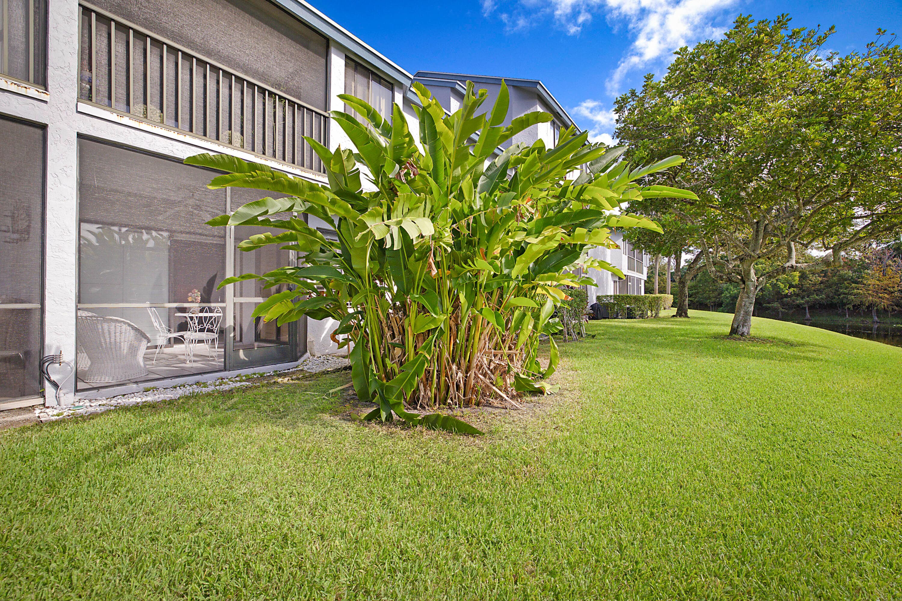 405 Harbour Pointe Way, Greenacres, FL 33413 — photo 19 of 38