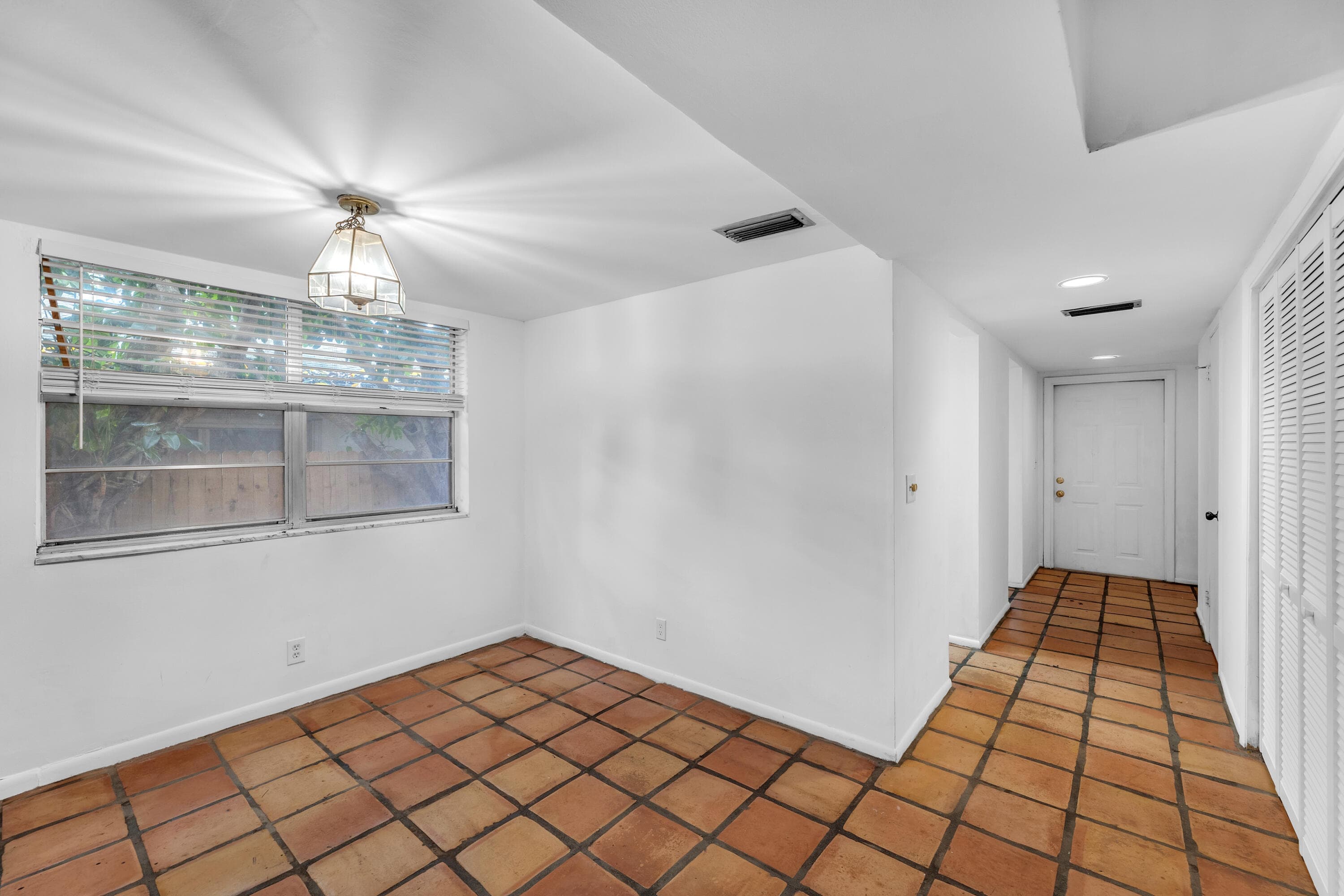 1912 NE 6th Street, Deerfield Beach, FL 33441 — photo 12 of 38