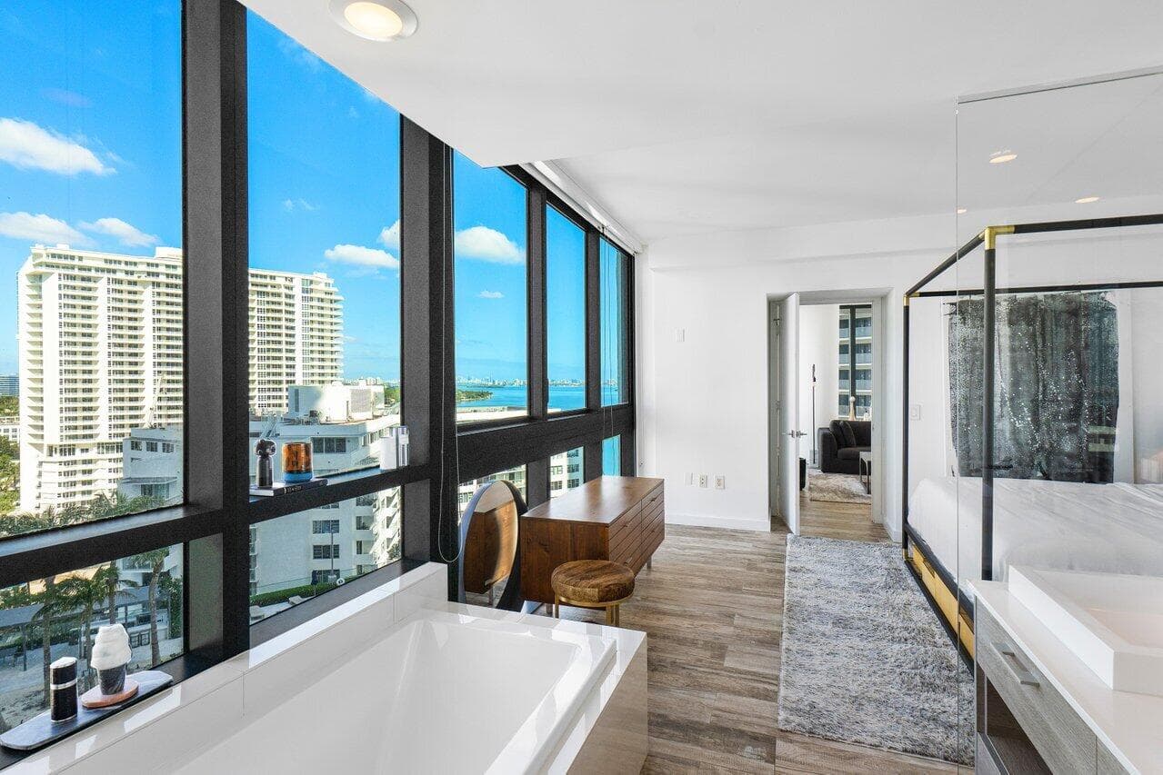 650 NE 32nd Street 1508, Miami, FL 33137 — photo 16 of 37