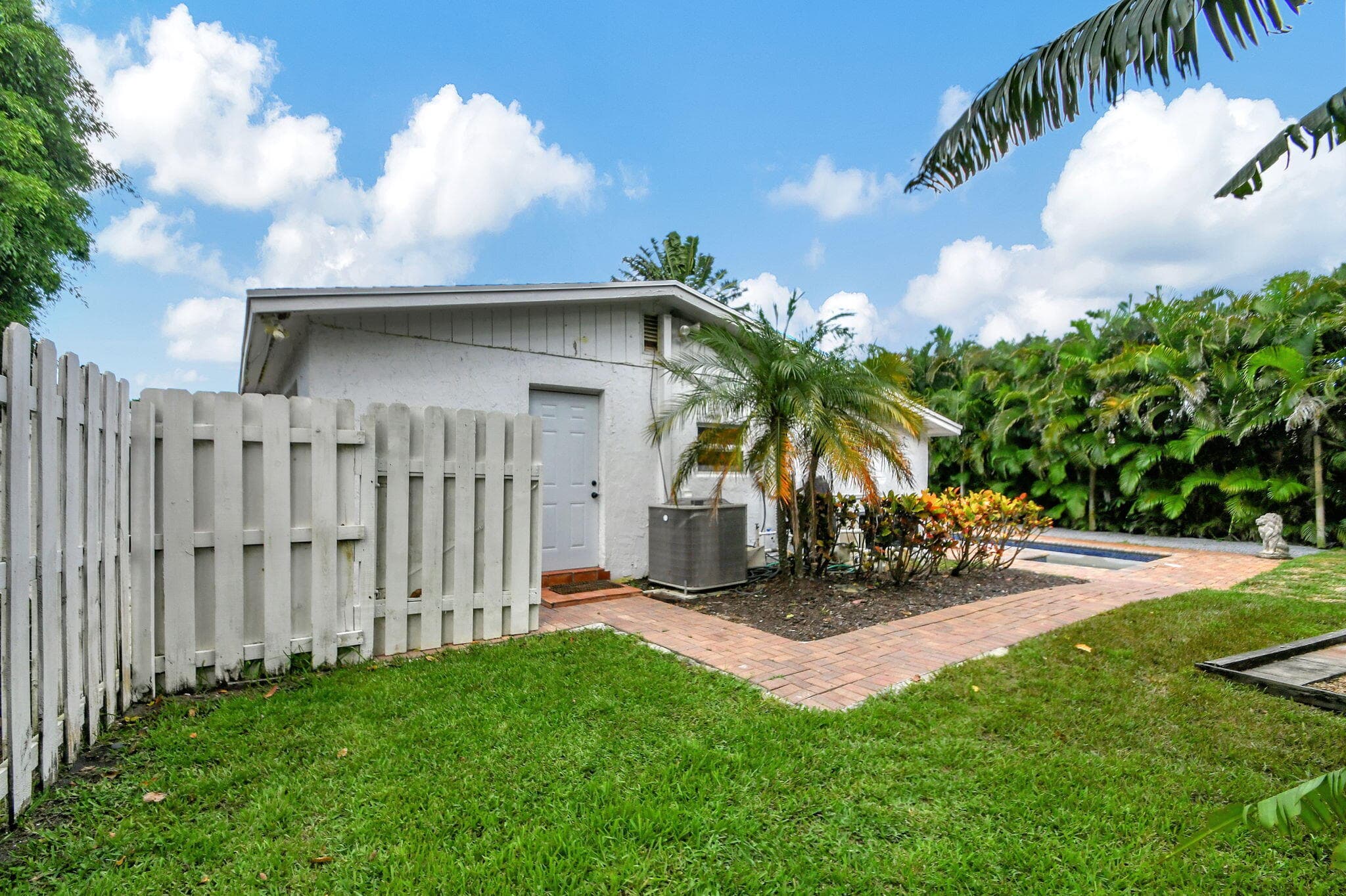 2478 Kentucky Street, West Palm Beach, FL 33406 — photo 44 of 65