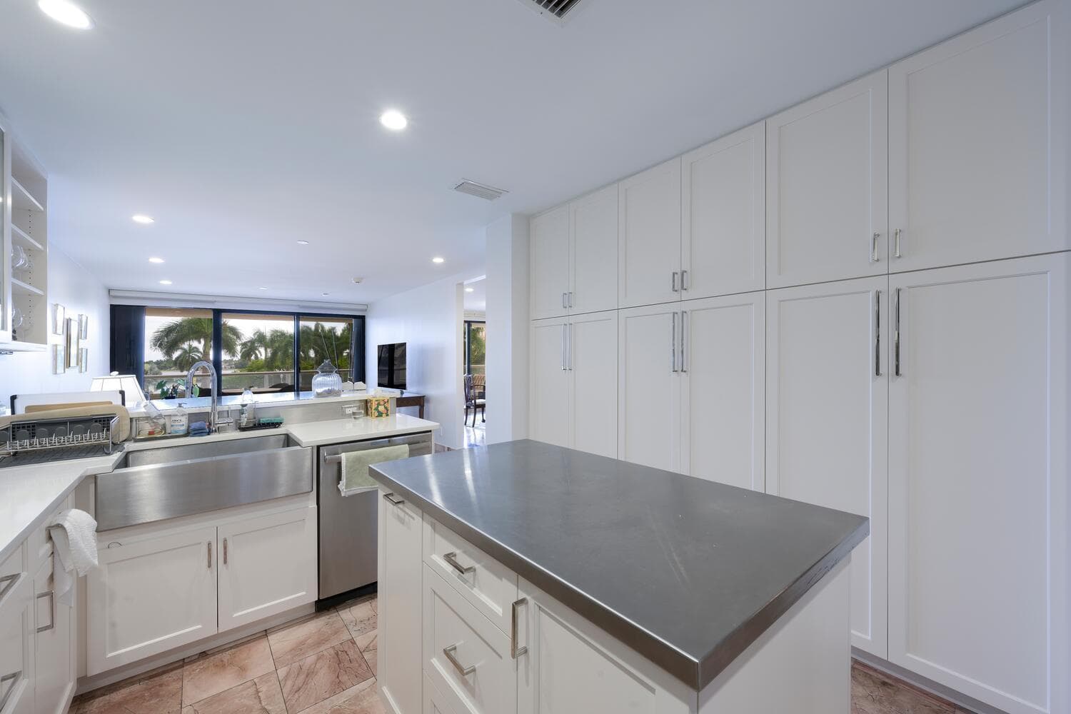 529 S Flagler Drive Th3g, West Palm Beach, FL 33401 — photo 20 of 49
