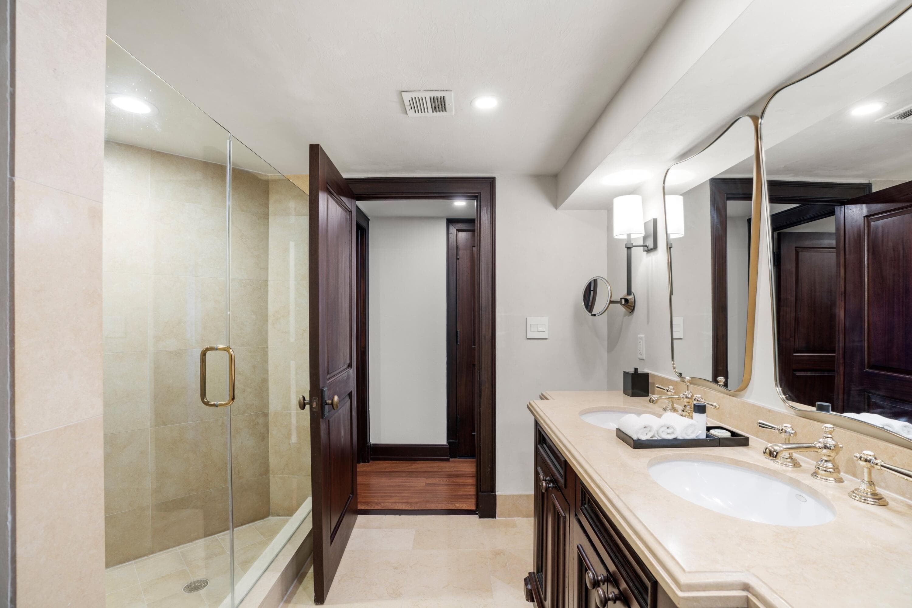 301 Australian Avenue 303, Palm Beach, FL 33480 — photo 15 of 20